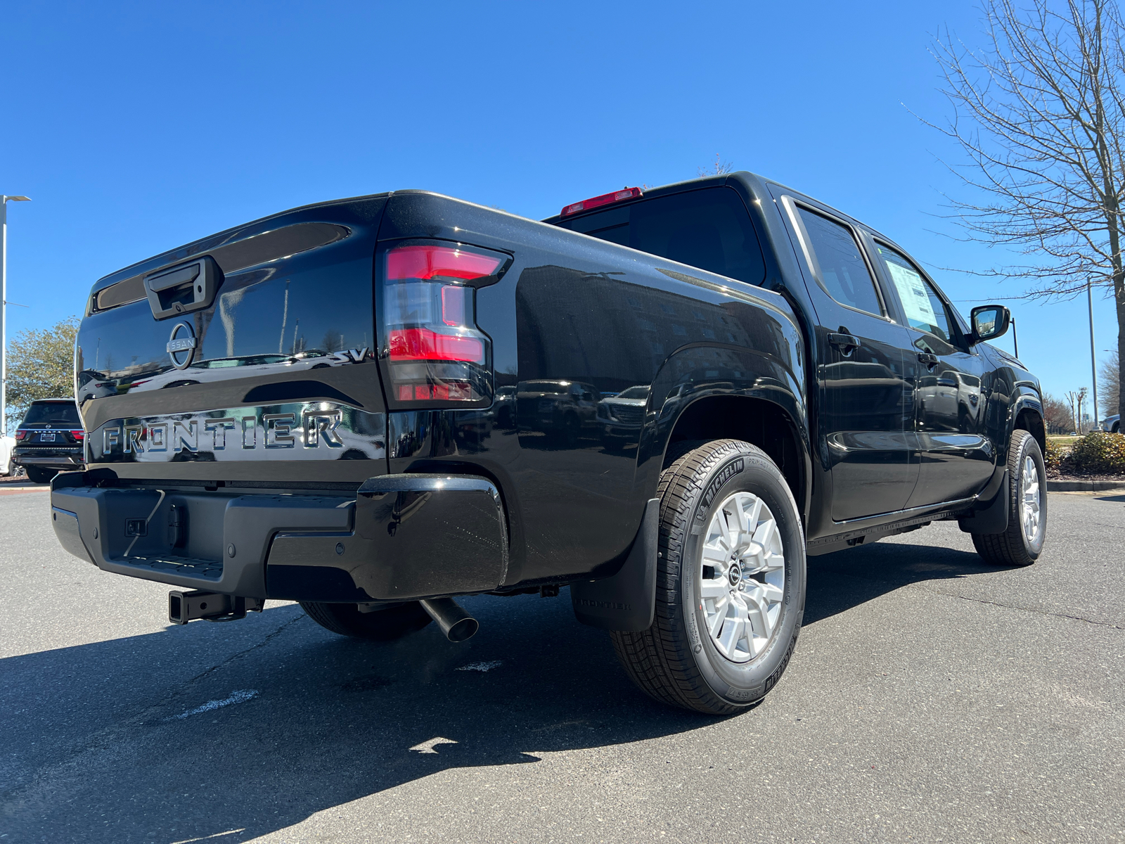 2024 Nissan Frontier SV 10