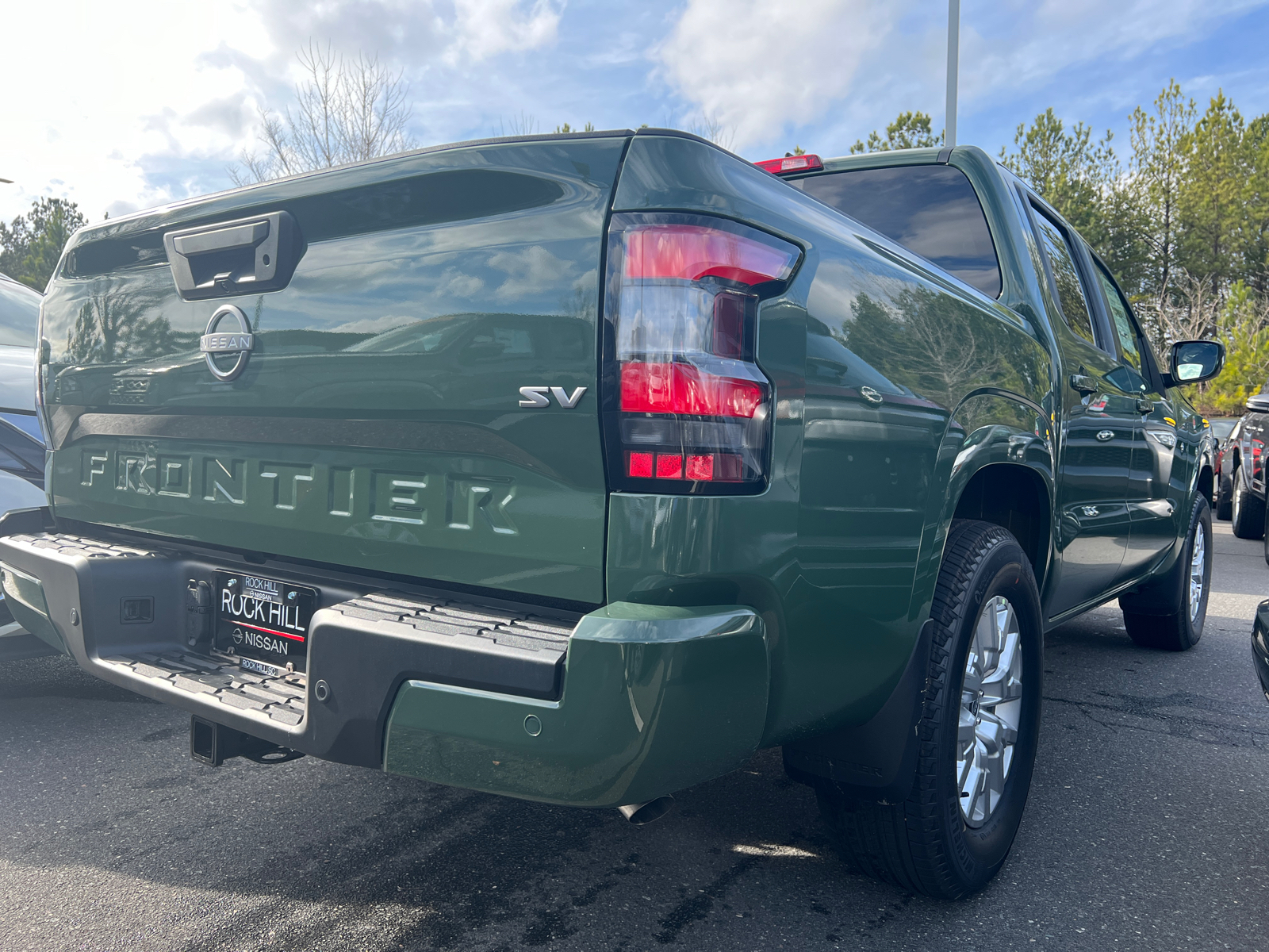 2024 Nissan Frontier SV 8