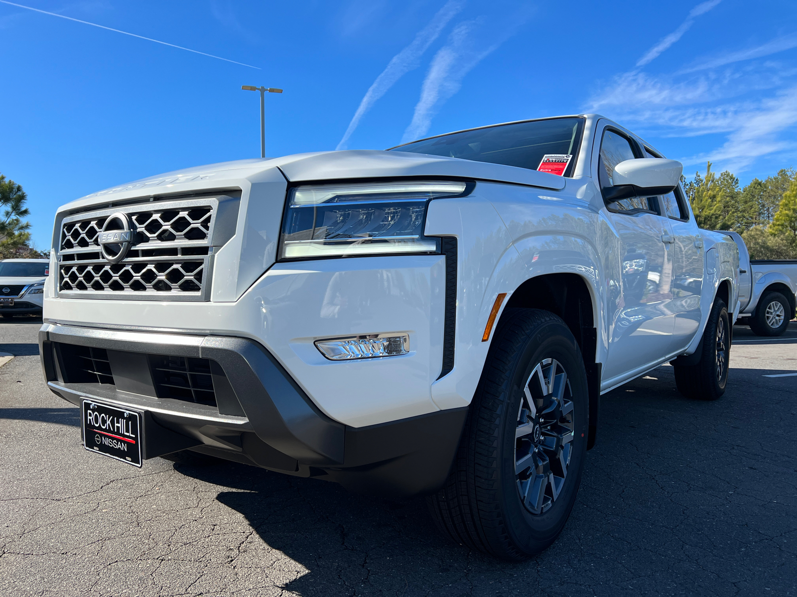 2024 Nissan Frontier SL 4