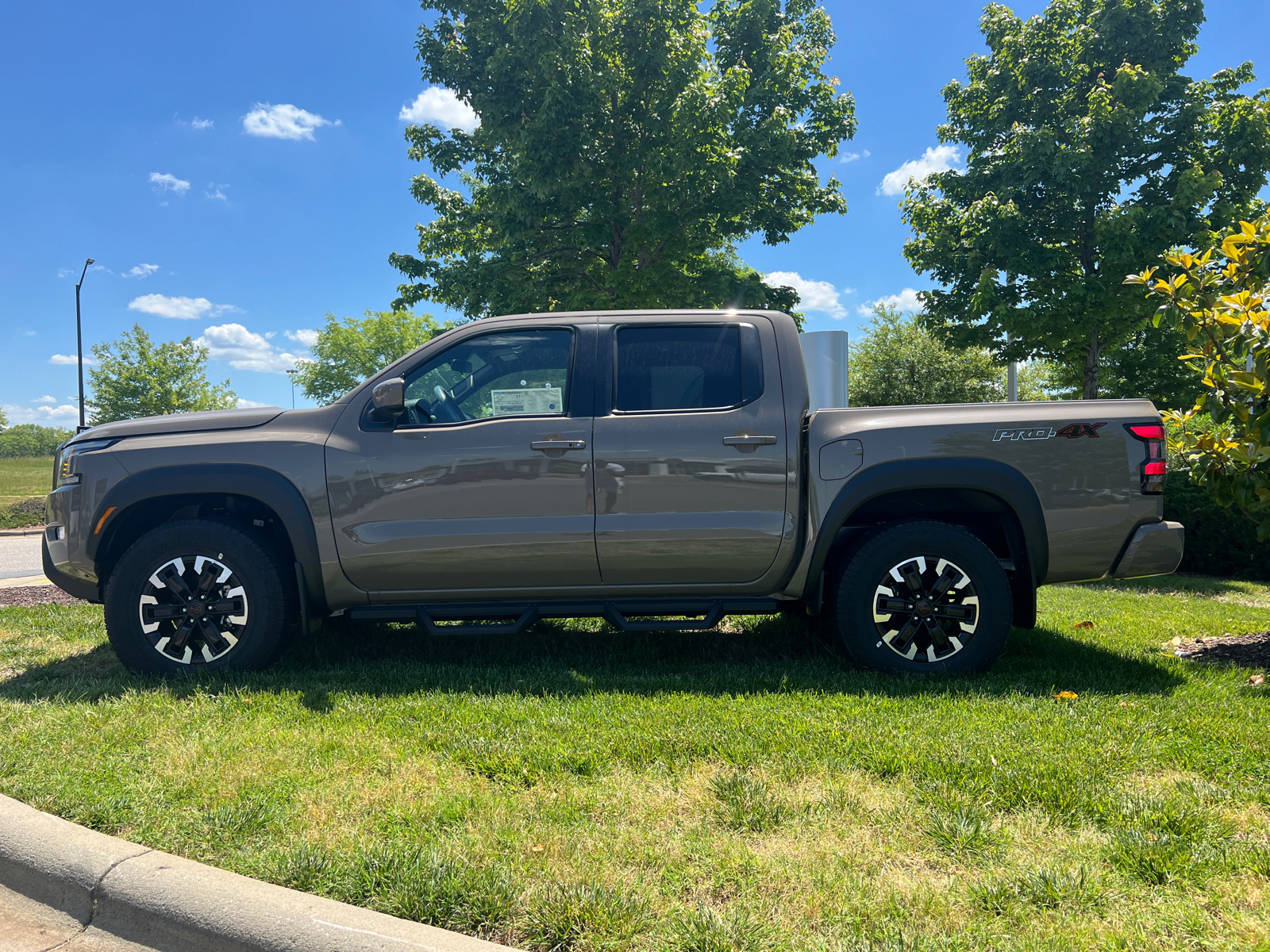 2024 Nissan Frontier PRO-4X 5