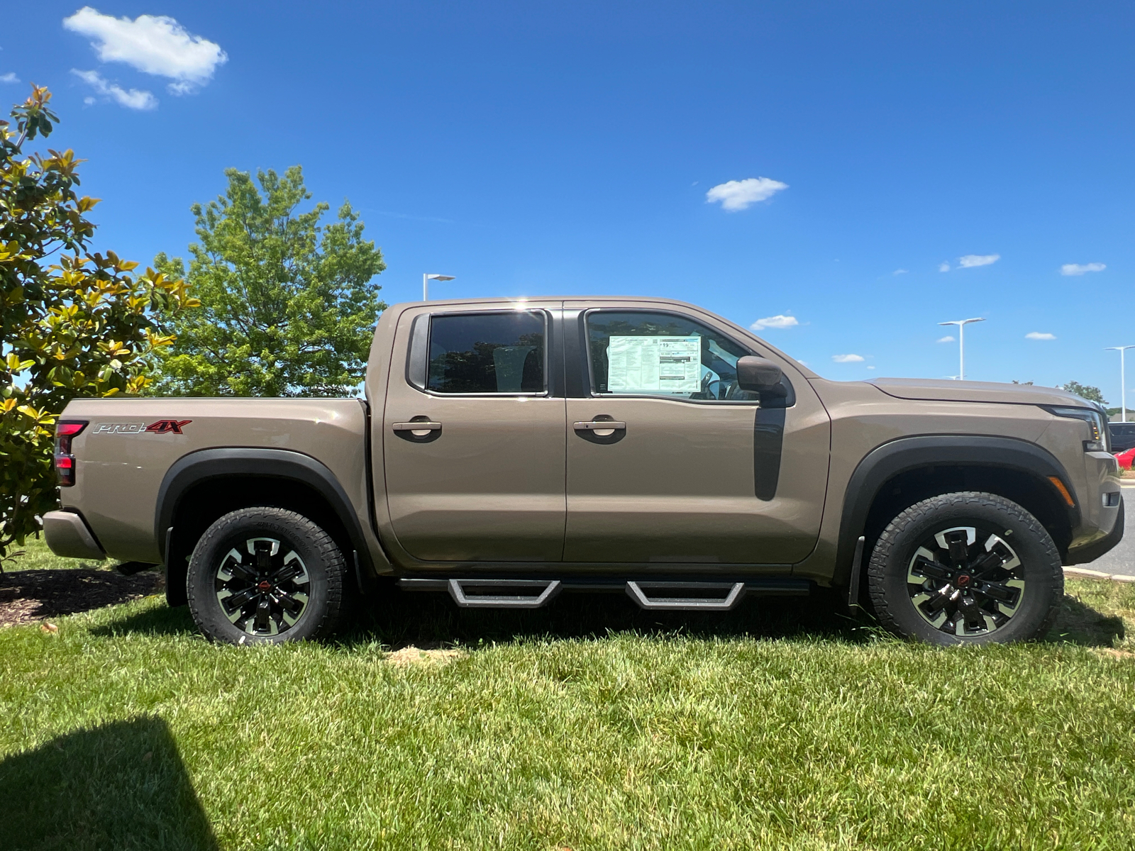 2024 Nissan Frontier PRO-4X 11