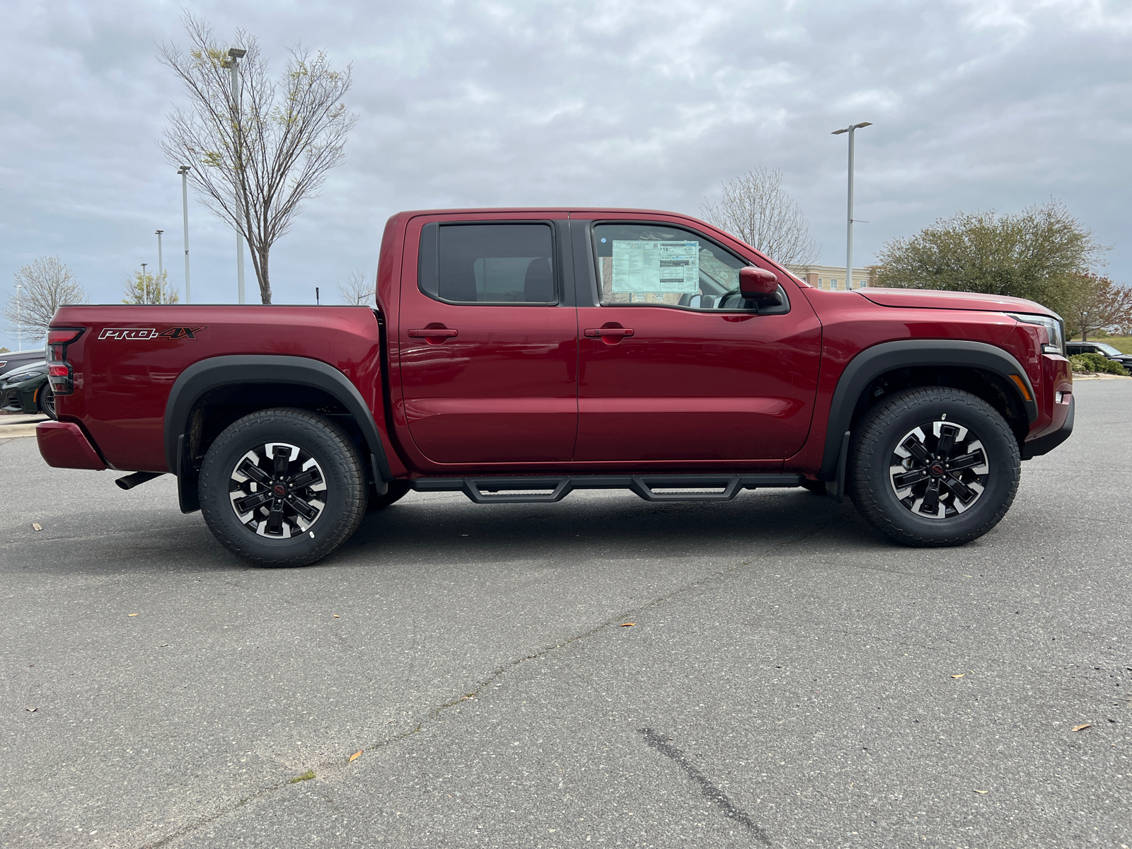 2024 Nissan Frontier PRO-4X 11