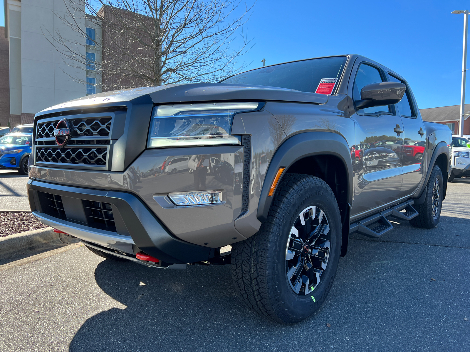 2024 Nissan Frontier PRO-4X 4