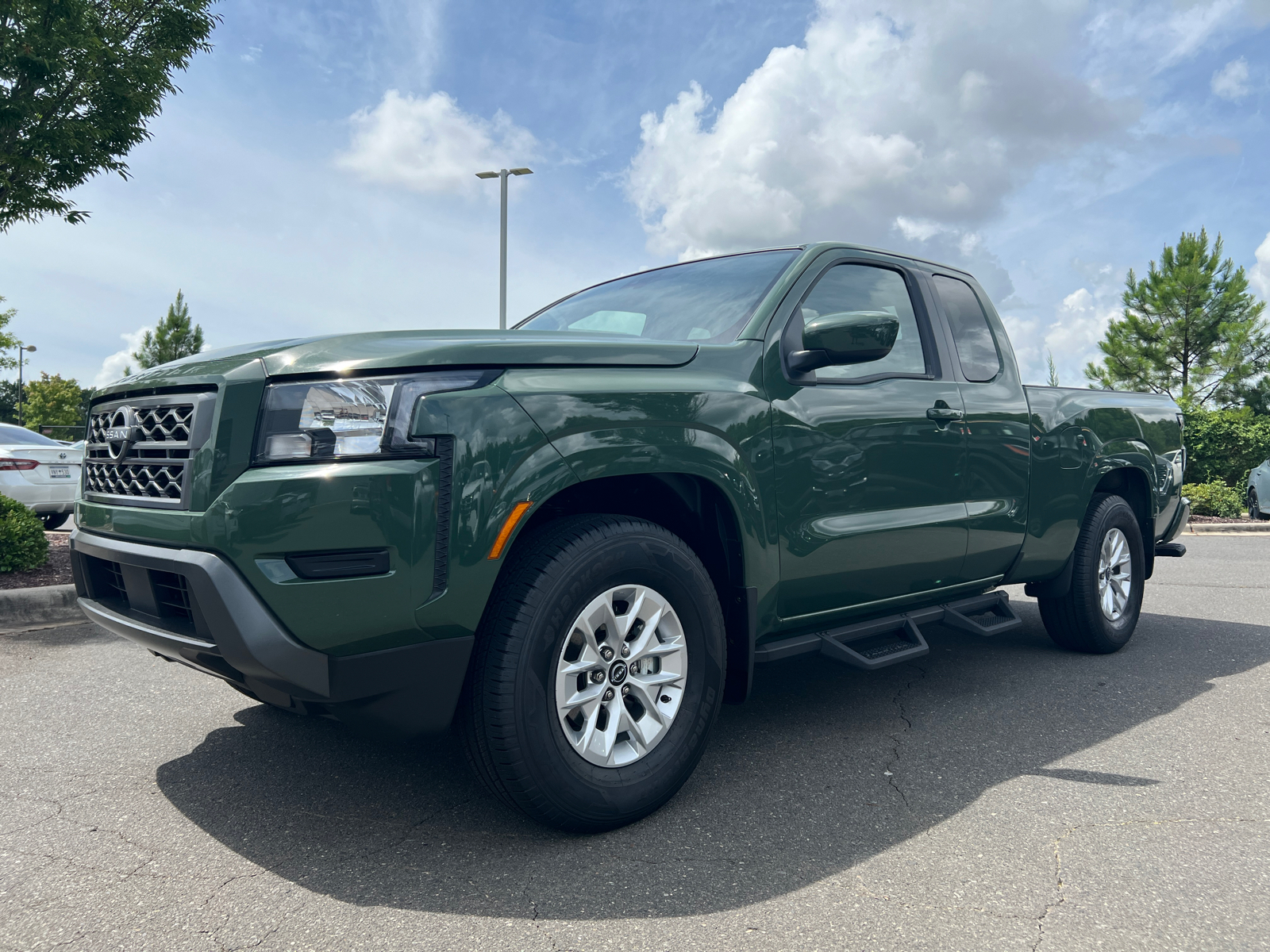 2024 Nissan Frontier SV 4