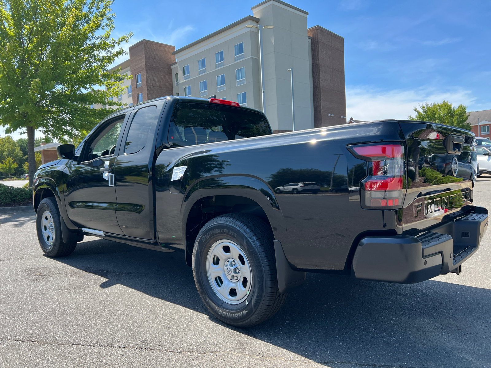 2024 Nissan Frontier S 7