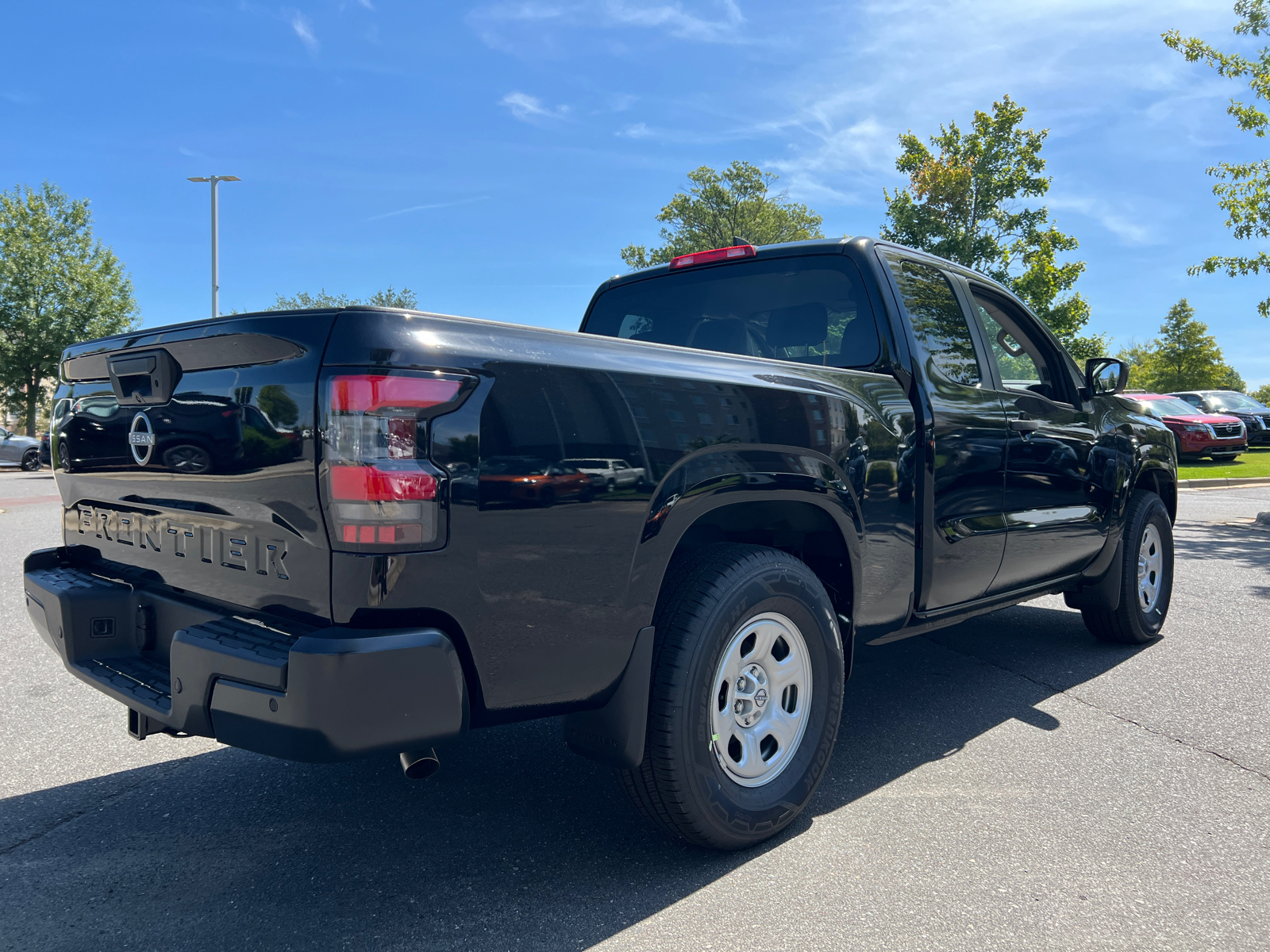 2024 Nissan Frontier S 10