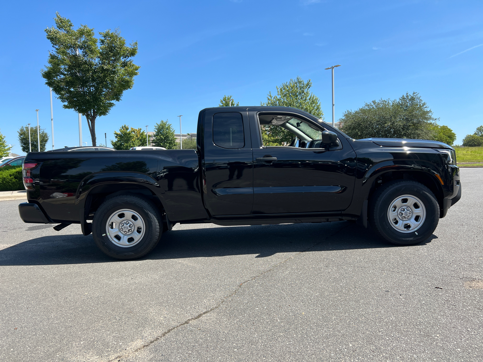 2024 Nissan Frontier S 11