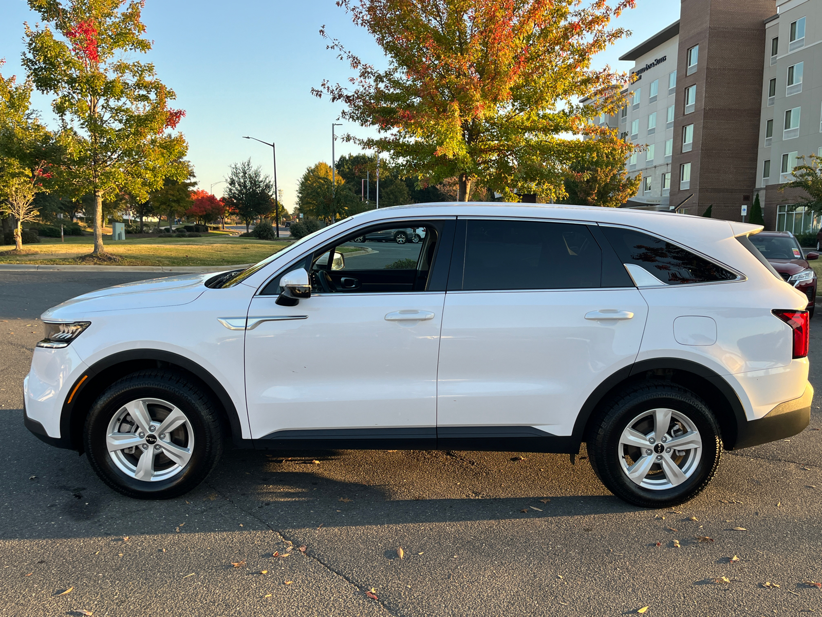 2022 Kia Sorento LX 5