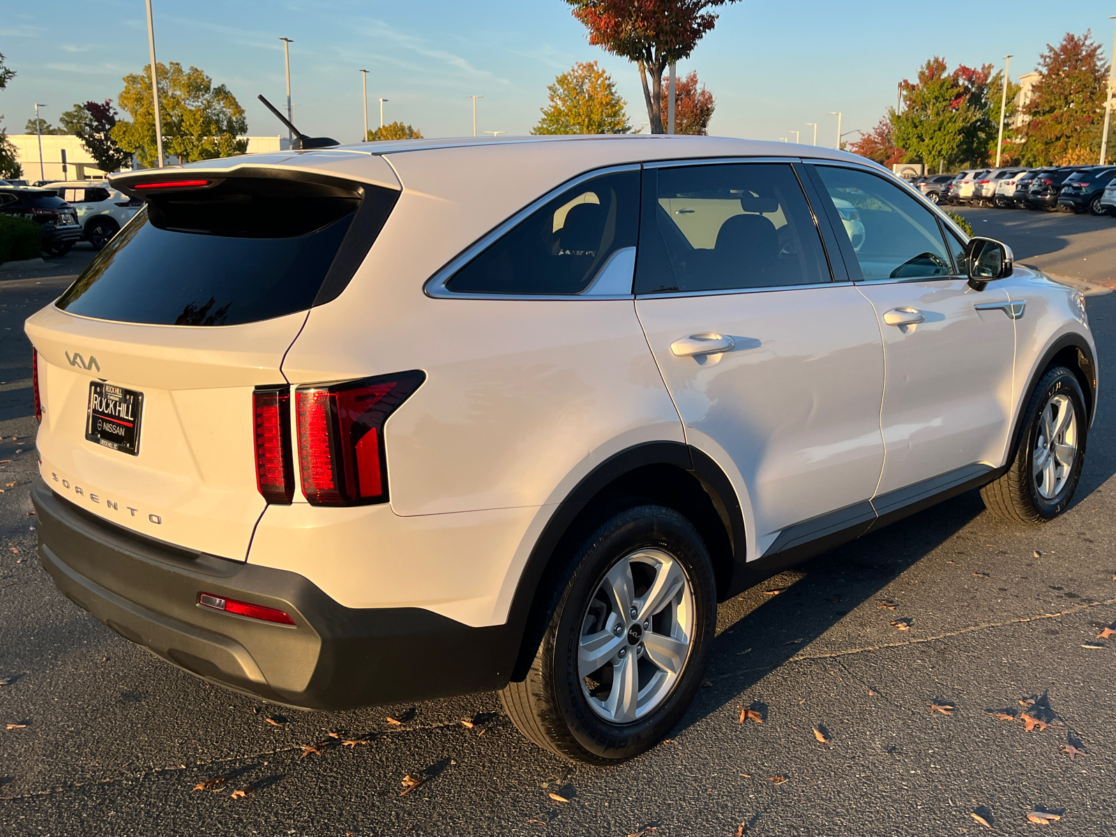 2022 Kia Sorento LX 10