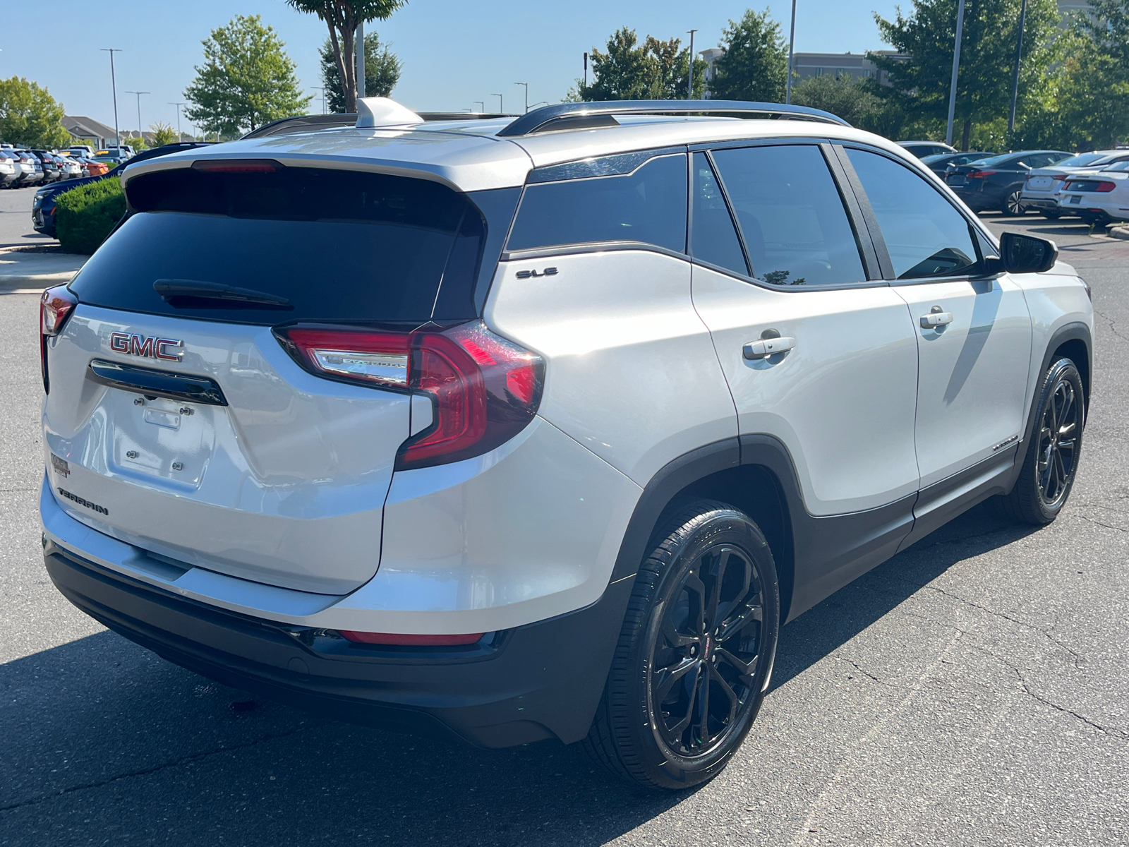 2022 GMC Terrain SLE 10