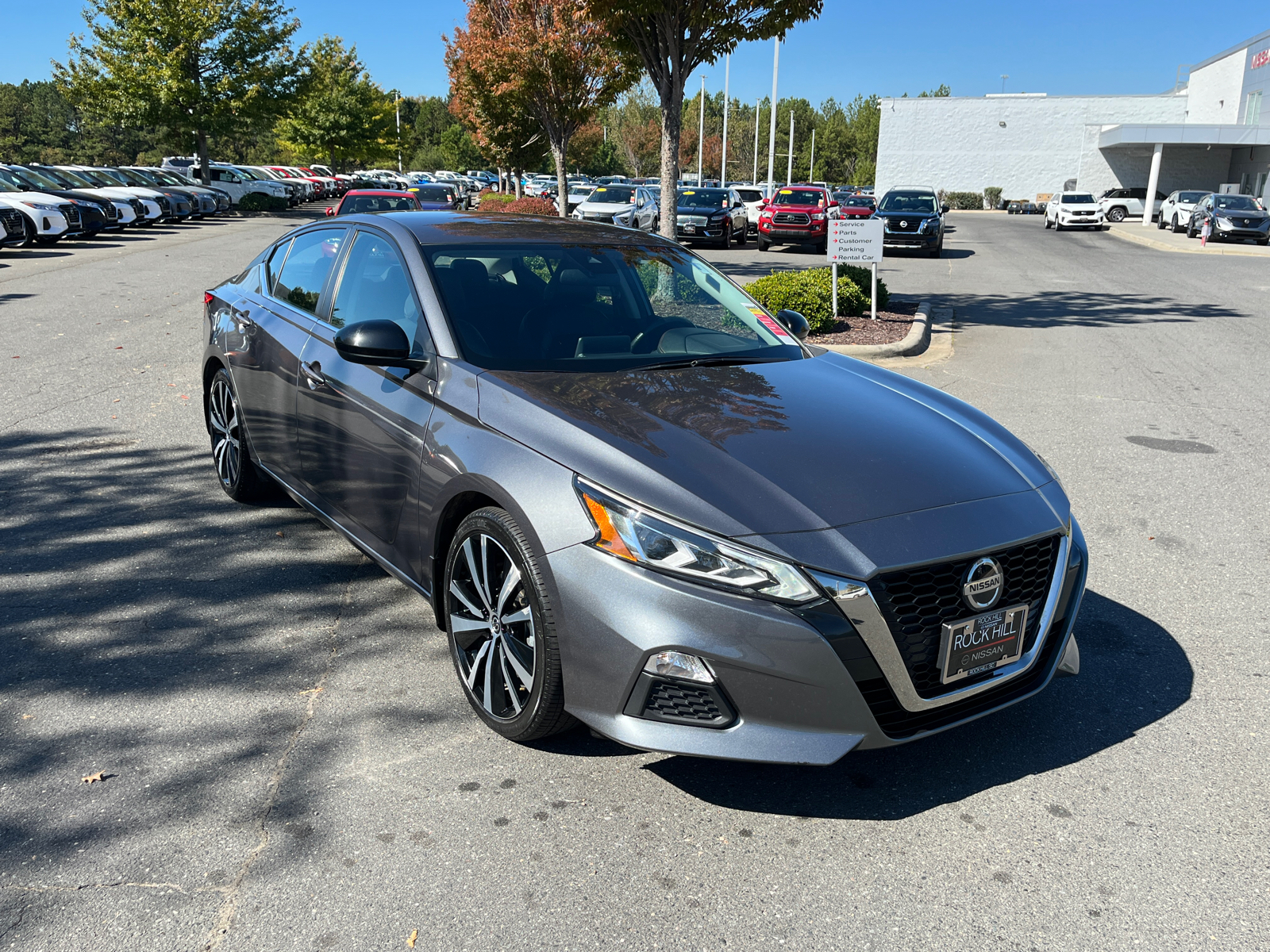 2022 Nissan Altima 2.5 SR 1