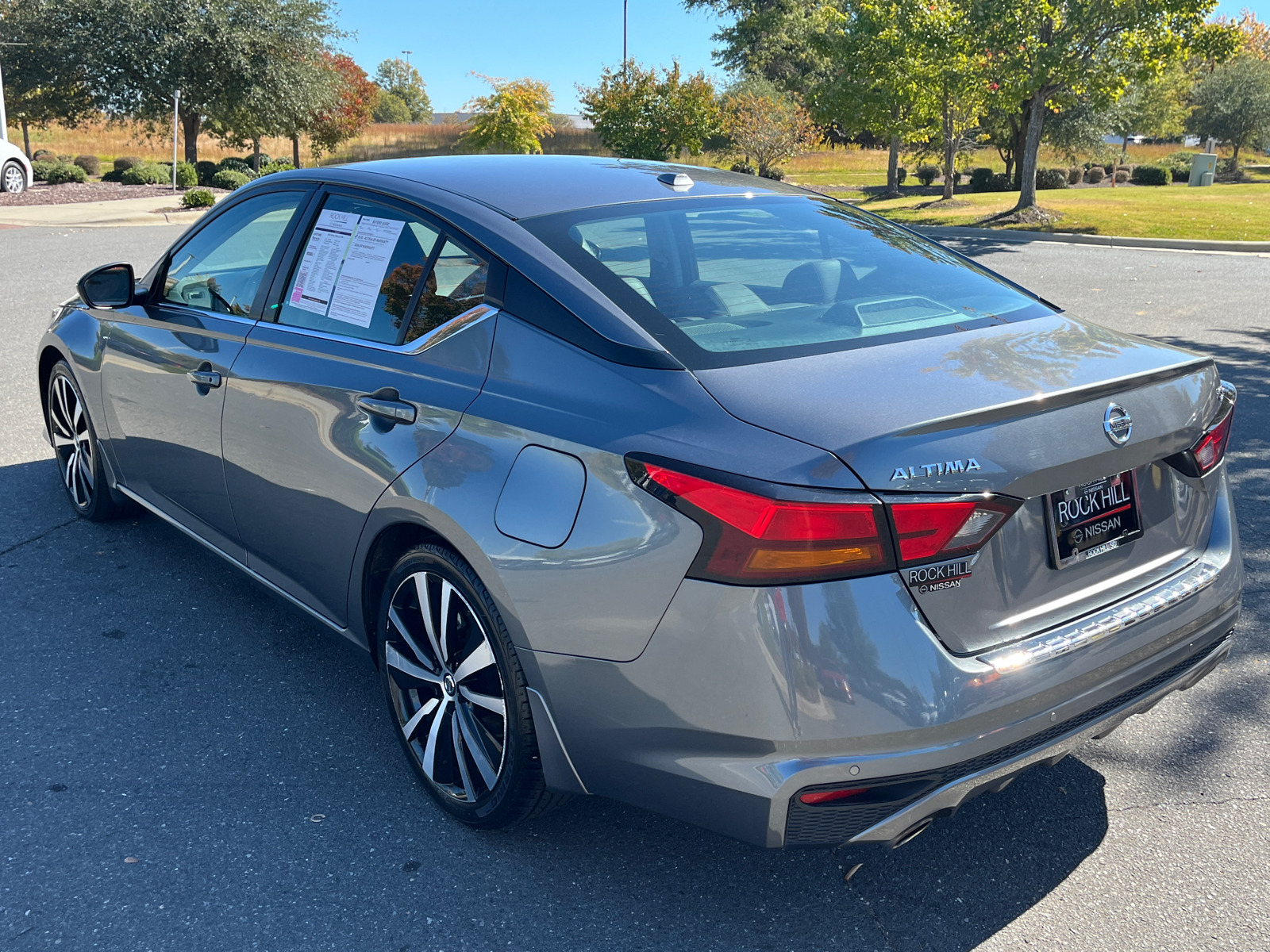 2022 Nissan Altima 2.5 SR 7