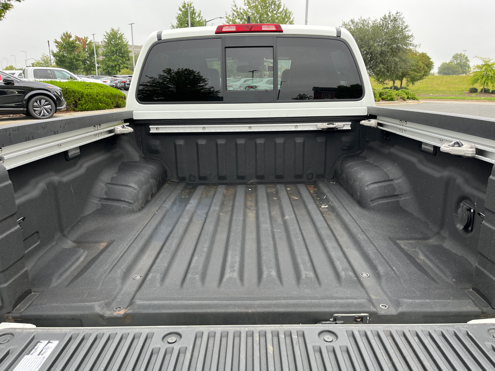 2022 Nissan Frontier PRO-4X 13