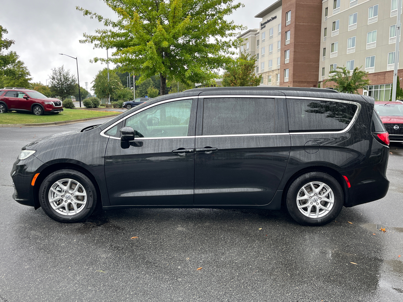 2022 Chrysler Pacifica Touring L 5