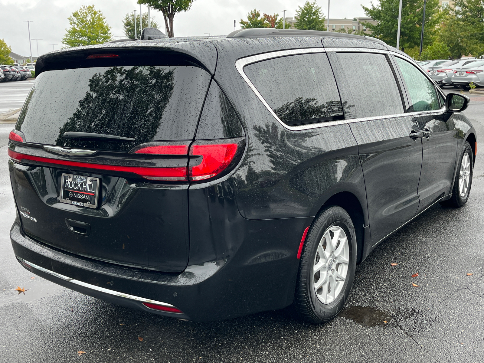 2022 Chrysler Pacifica Touring L 10