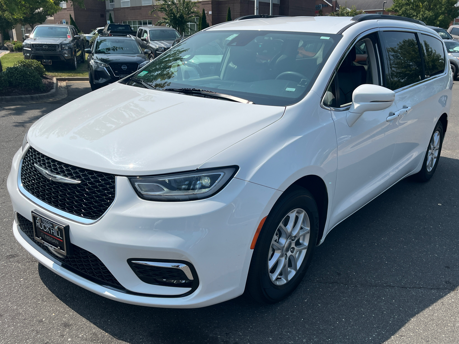 2022 Chrysler Pacifica Touring L 4