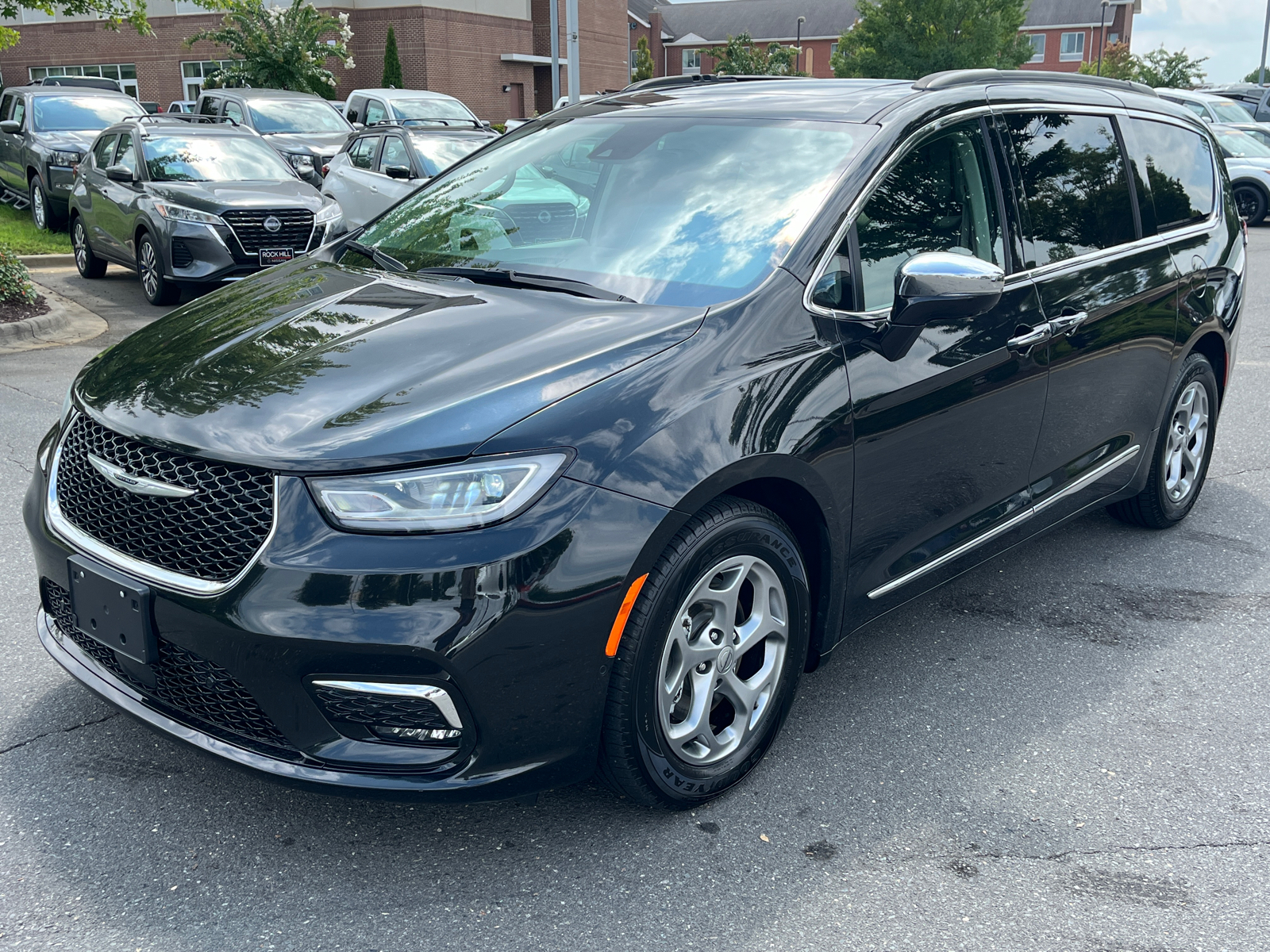 2022 Chrysler Pacifica Limited 4