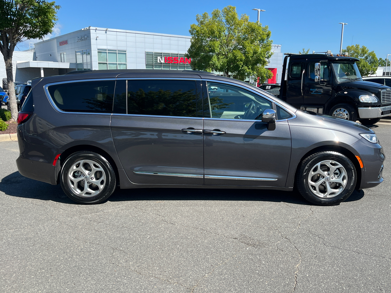 2022 Chrysler Pacifica Limited 11