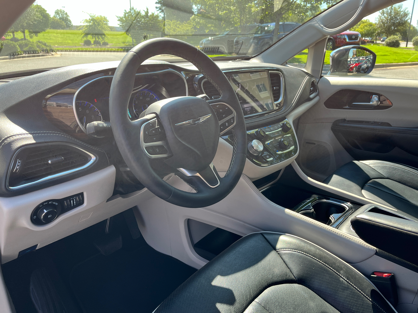 2022 Chrysler Pacifica Limited 20