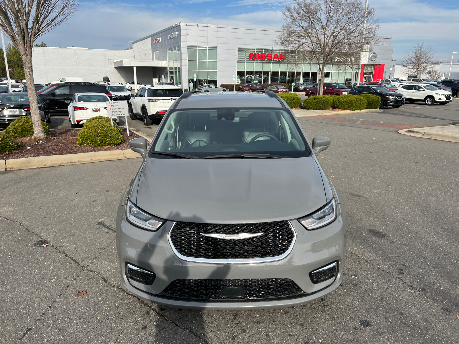 2022 Chrysler Pacifica Touring L 2