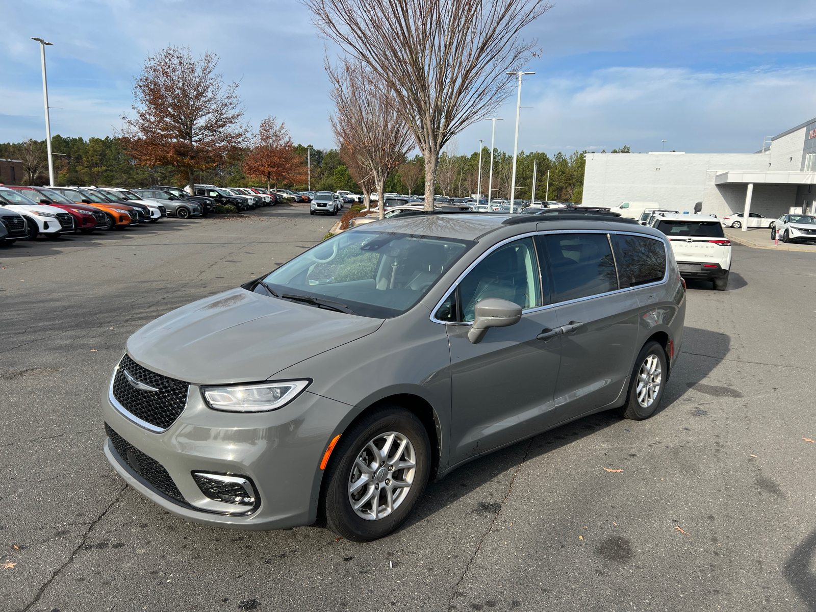 2022 Chrysler Pacifica Touring L 4