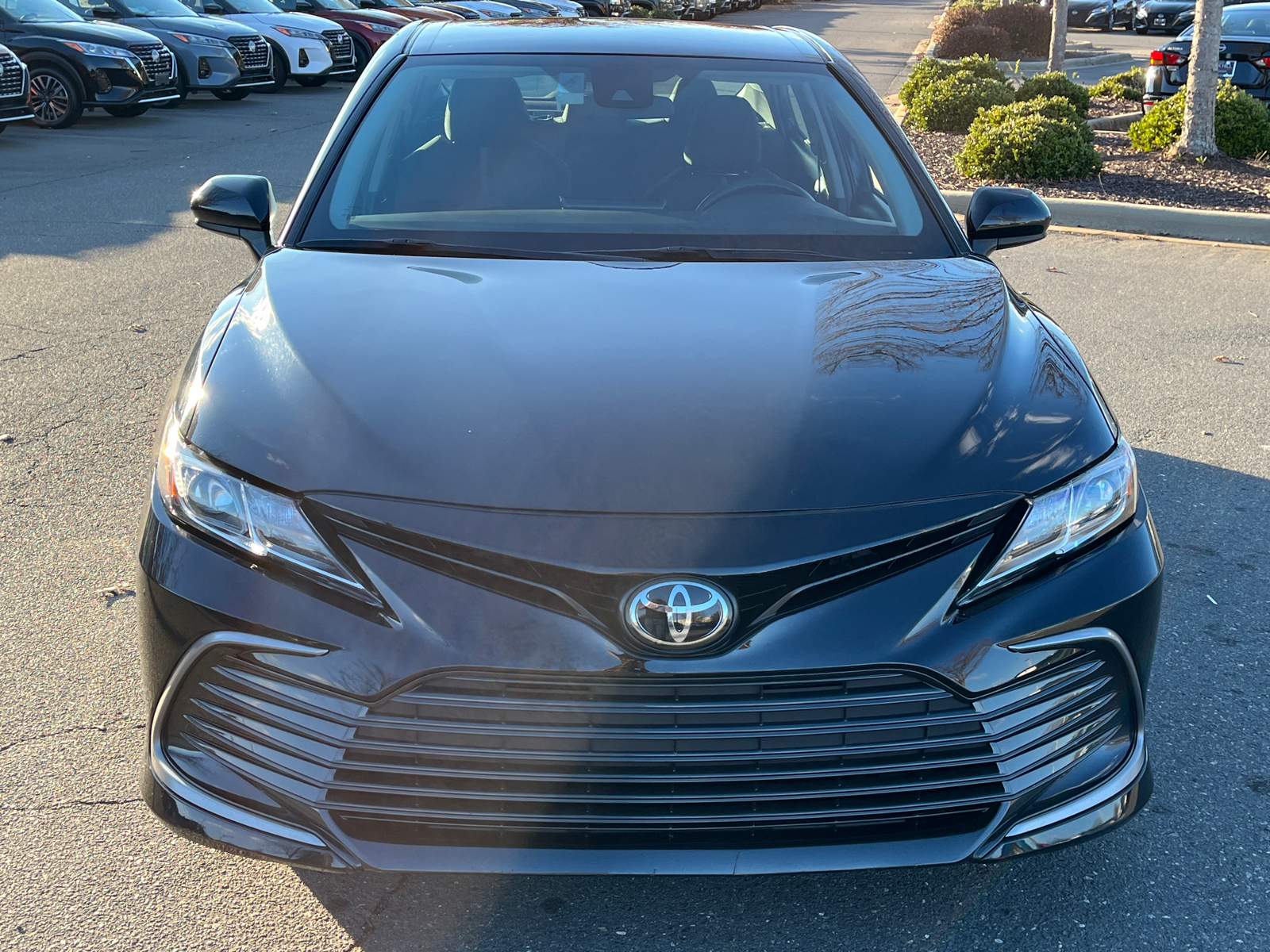 2022 Toyota Camry LE 2