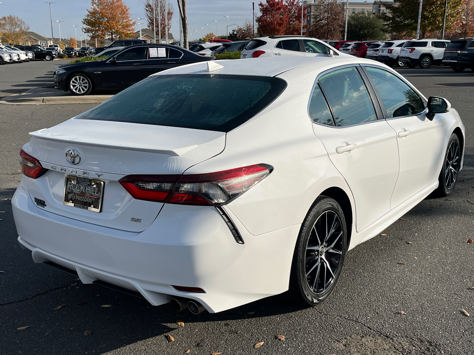 2022 Toyota Camry SE 10