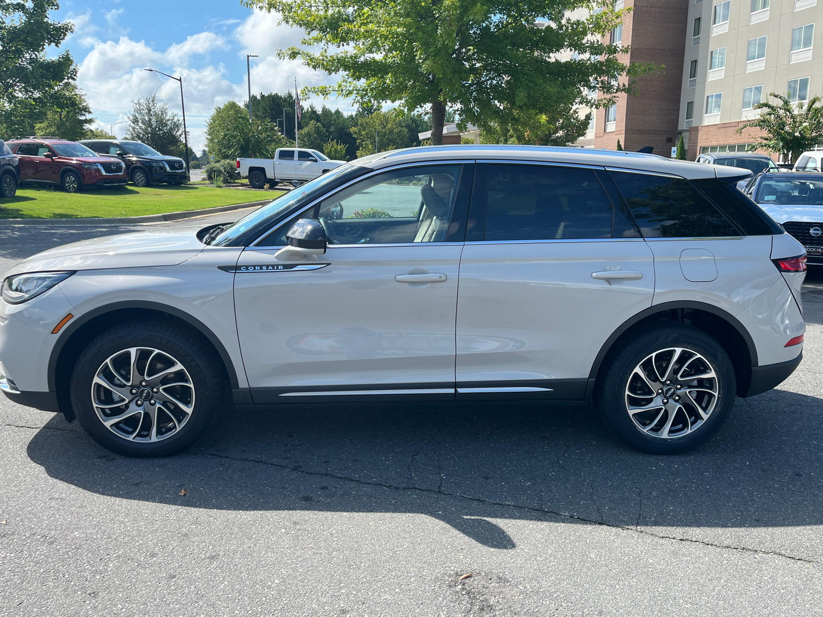 2022 Lincoln Corsair Standard 5