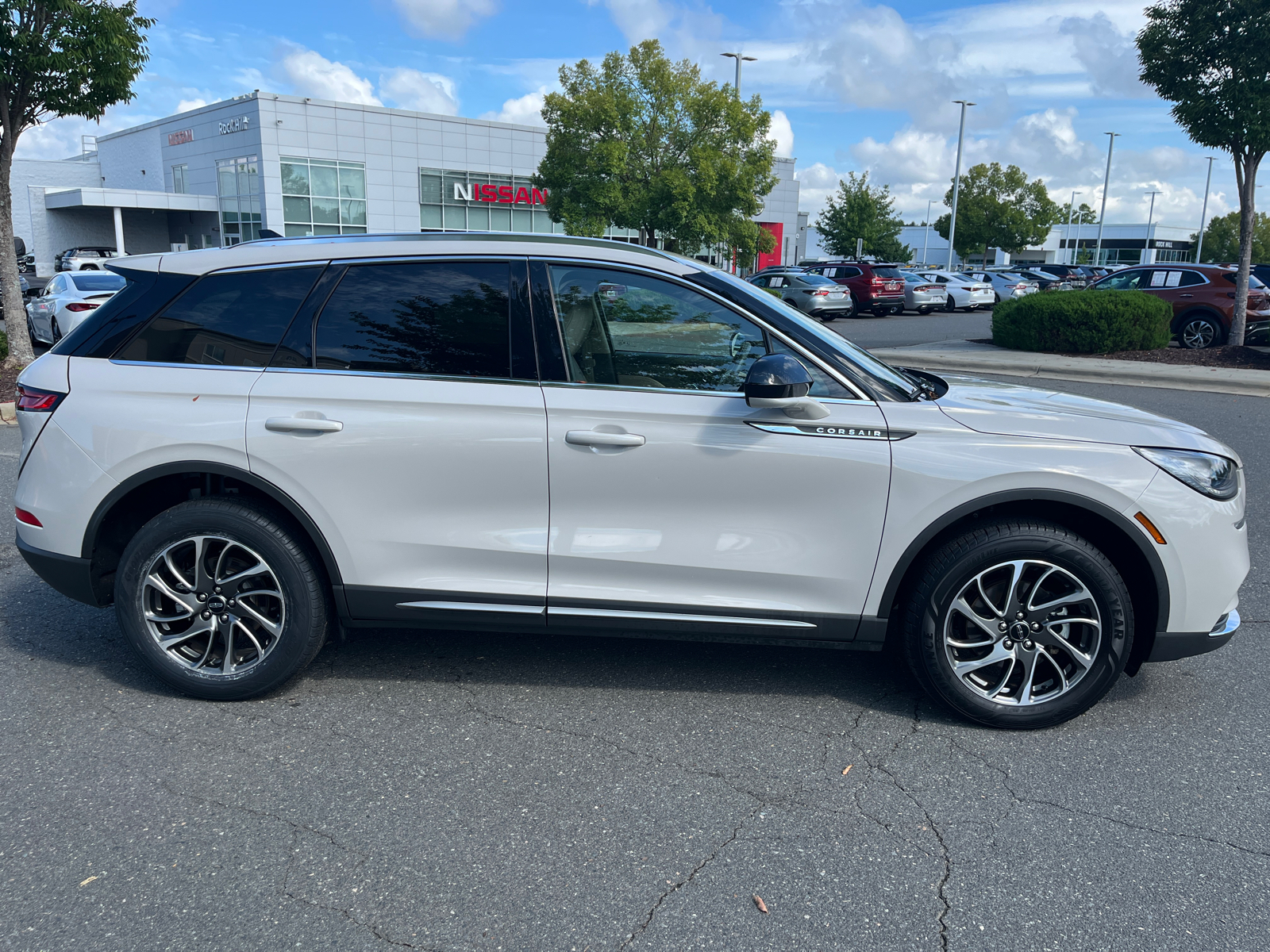 2022 Lincoln Corsair Standard 11