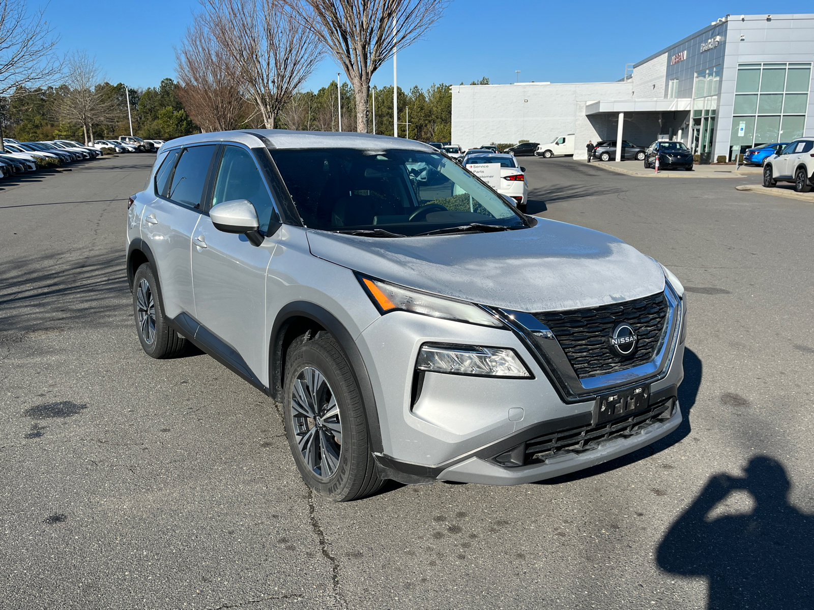 2023 Nissan Rogue SV 1