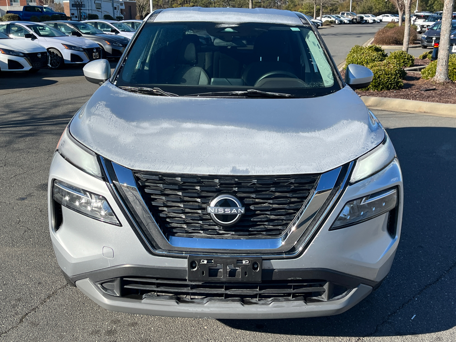 2023 Nissan Rogue SV 2