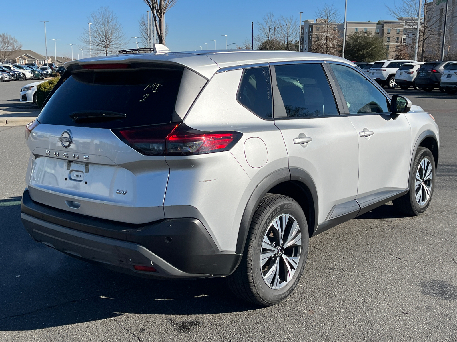 2023 Nissan Rogue SV 10