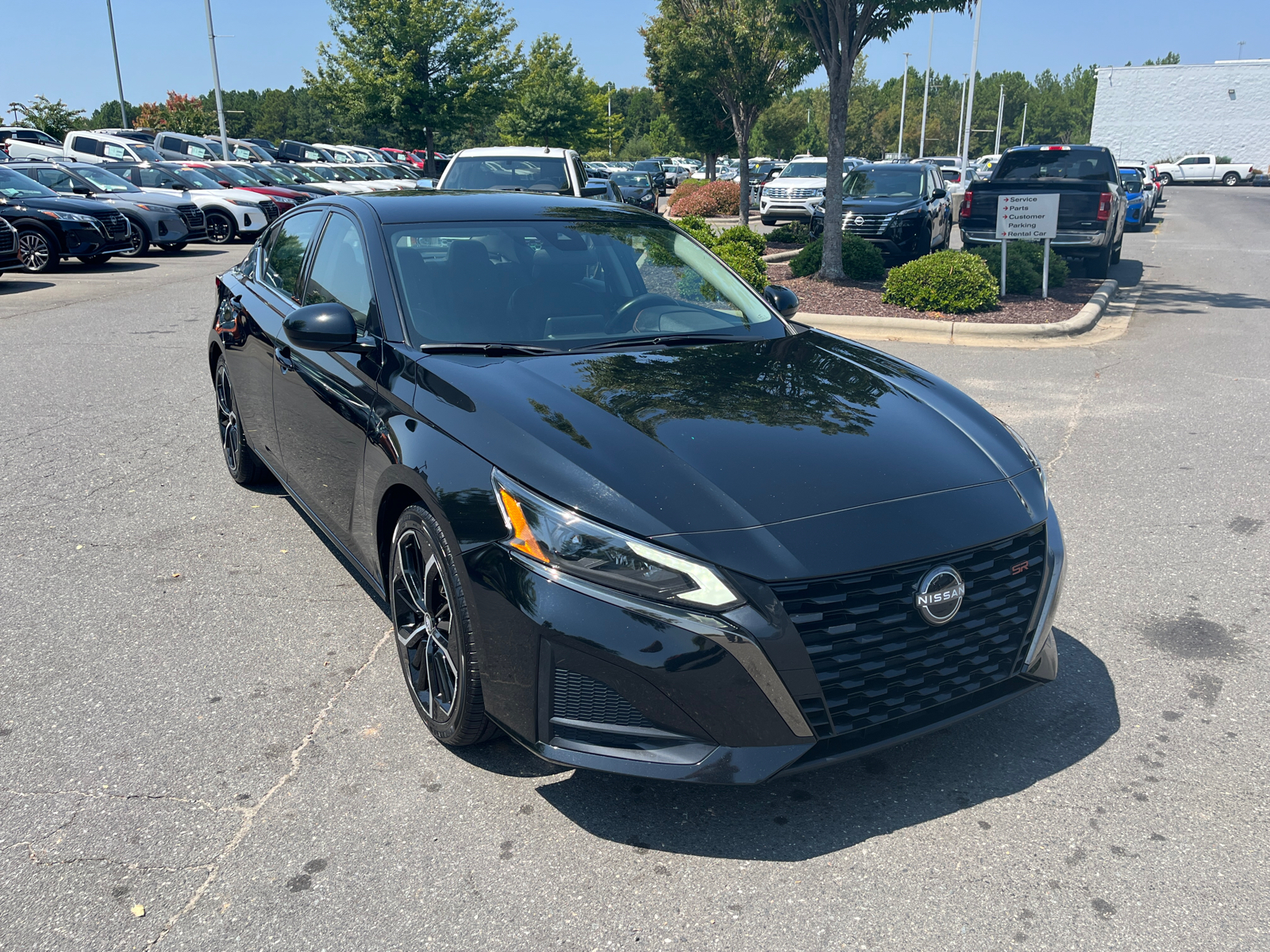 2023 Nissan Altima 2.5 SR 1