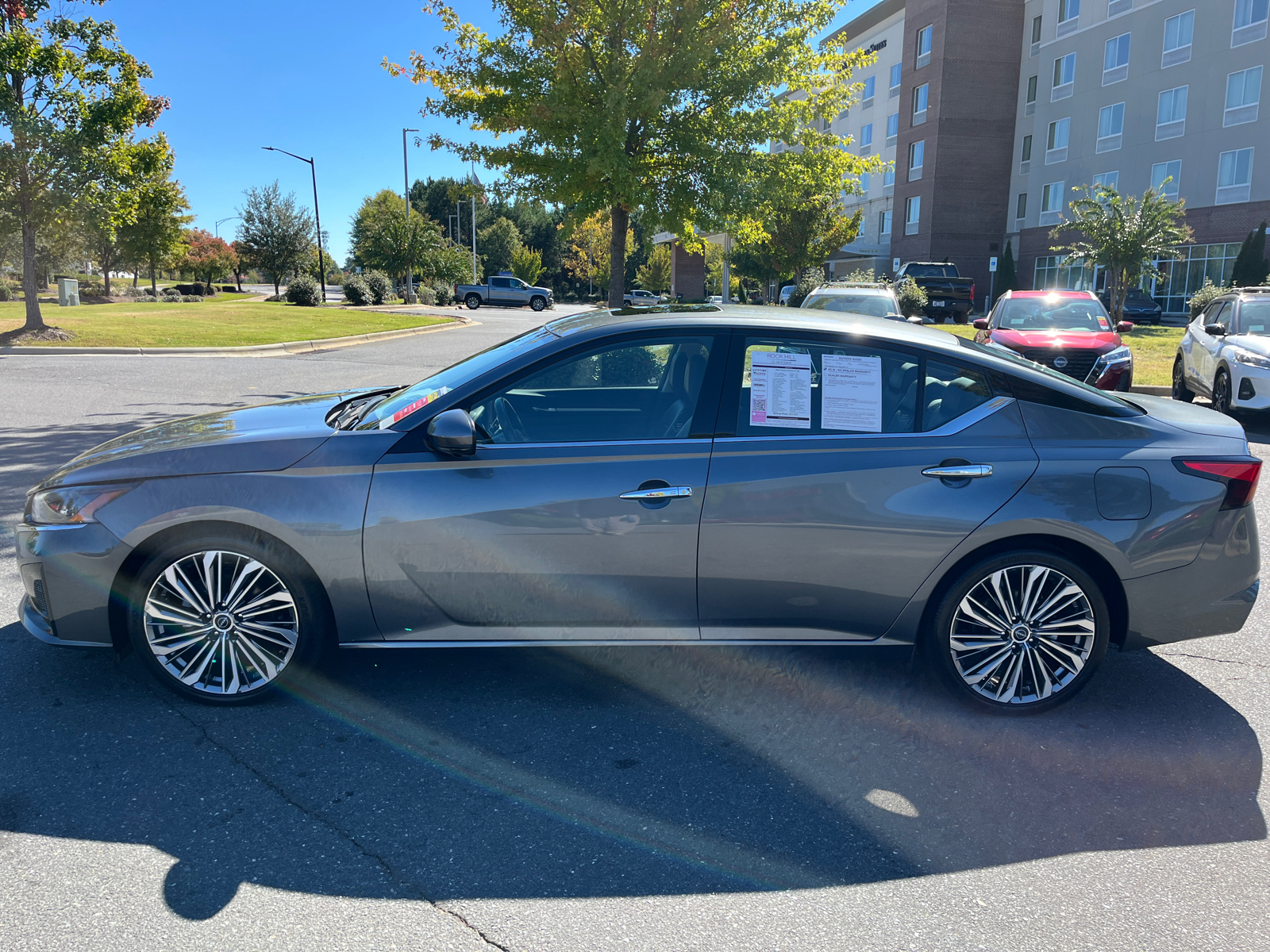 2023 Nissan Altima 2.5 SL 5