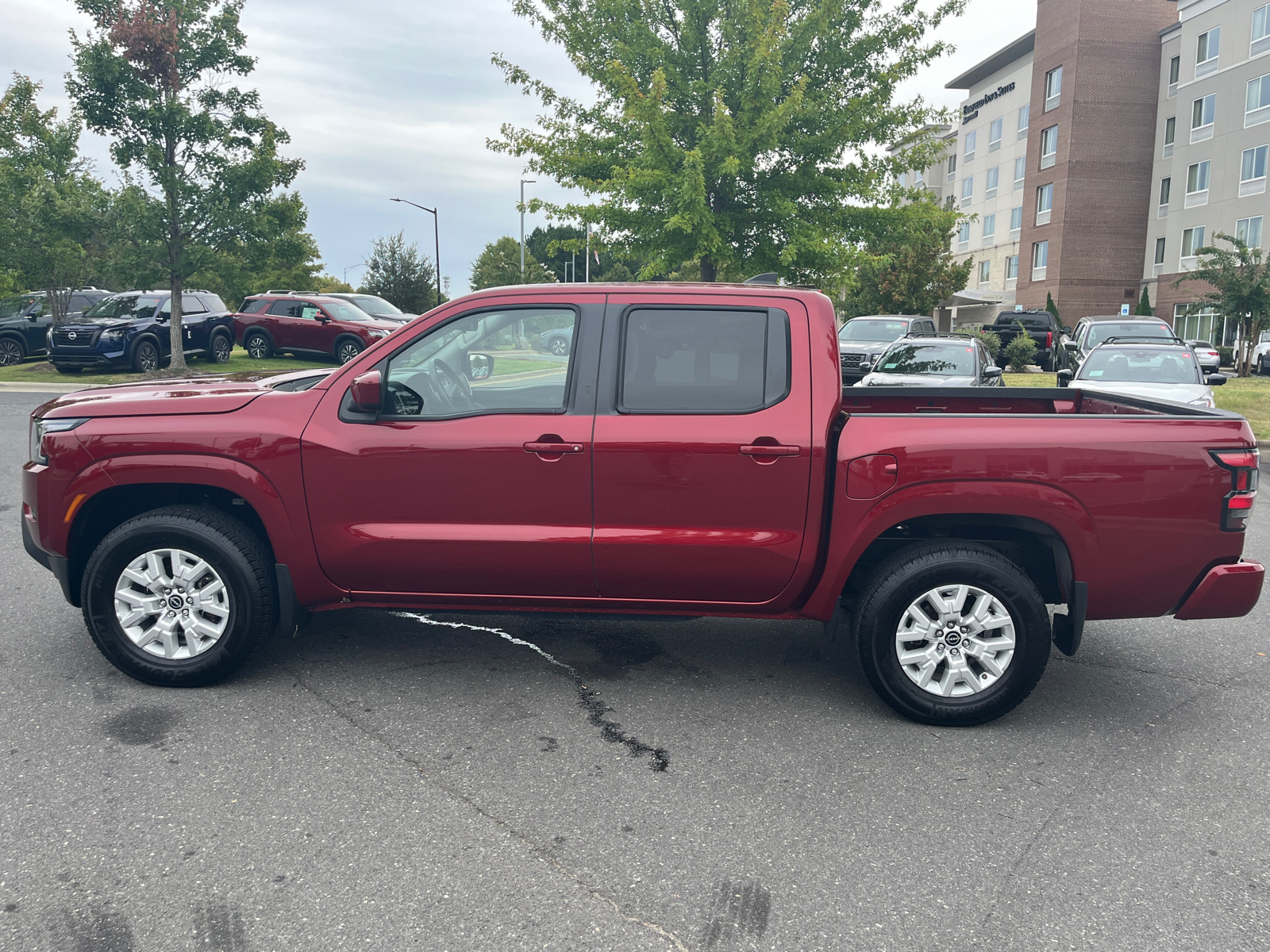 2023 Nissan Frontier SV 5