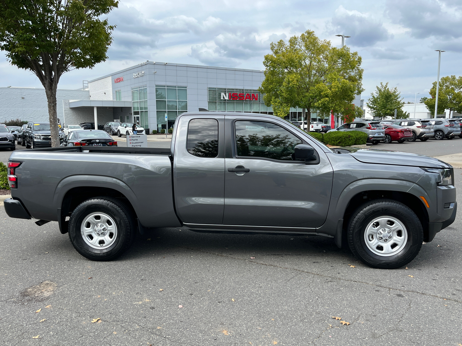 2023 Nissan Frontier S 14