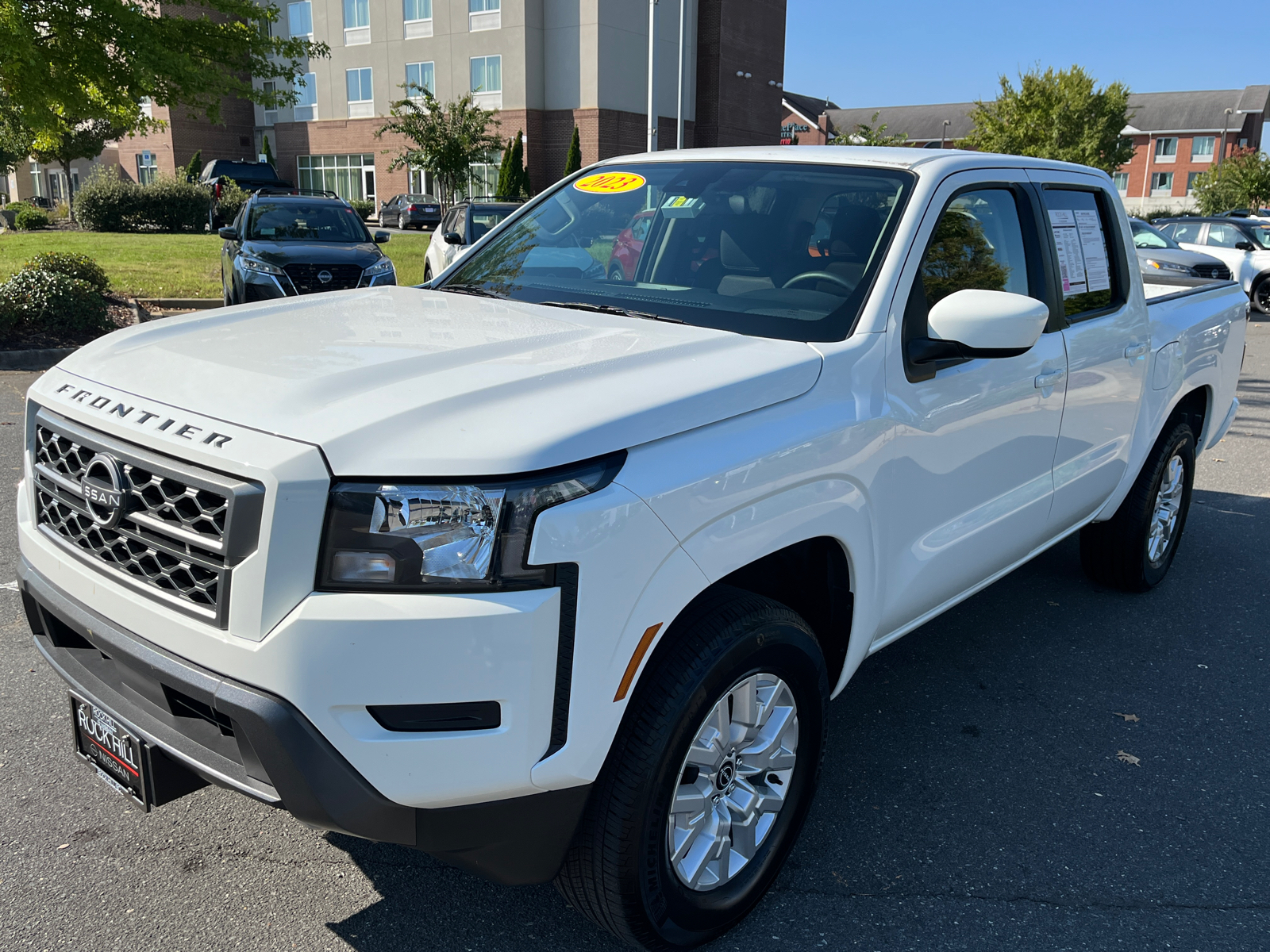 2023 Nissan Frontier SV 4