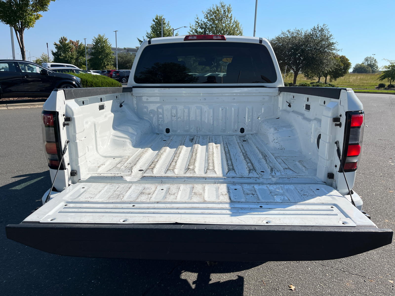 2023 Nissan Frontier SV 11