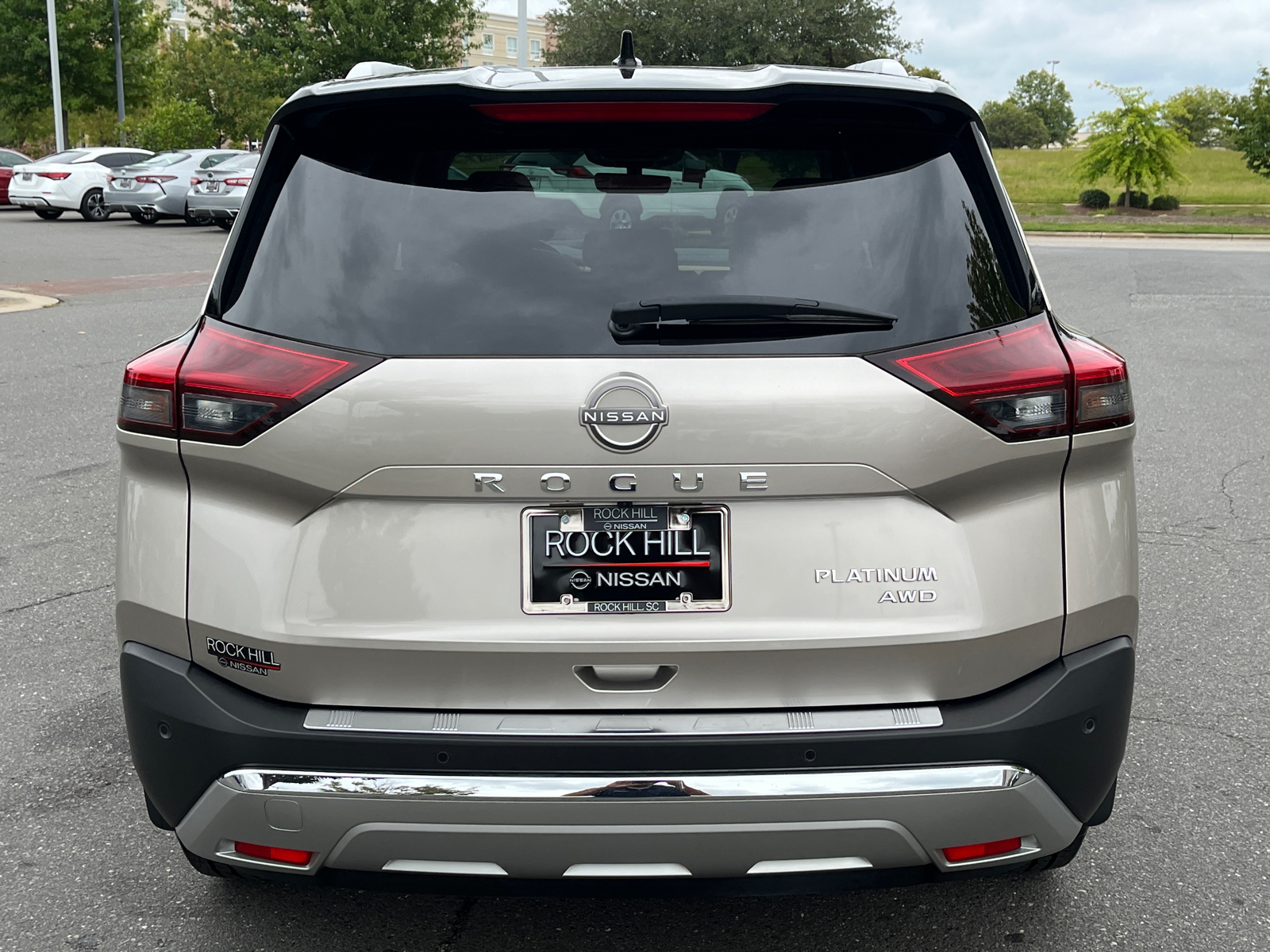 2023 Nissan Rogue Platinum 8