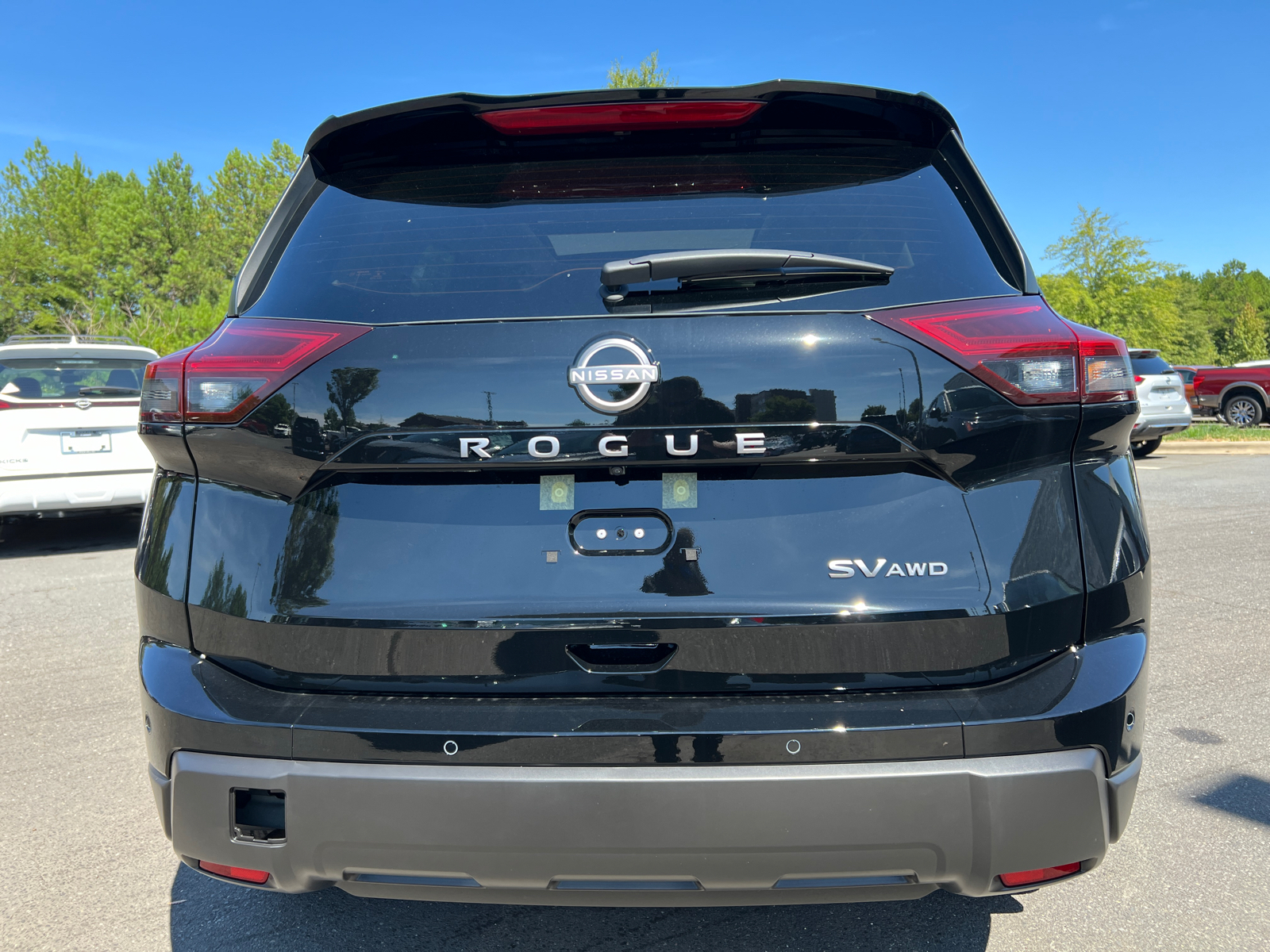 2024 Nissan Rogue SV 8