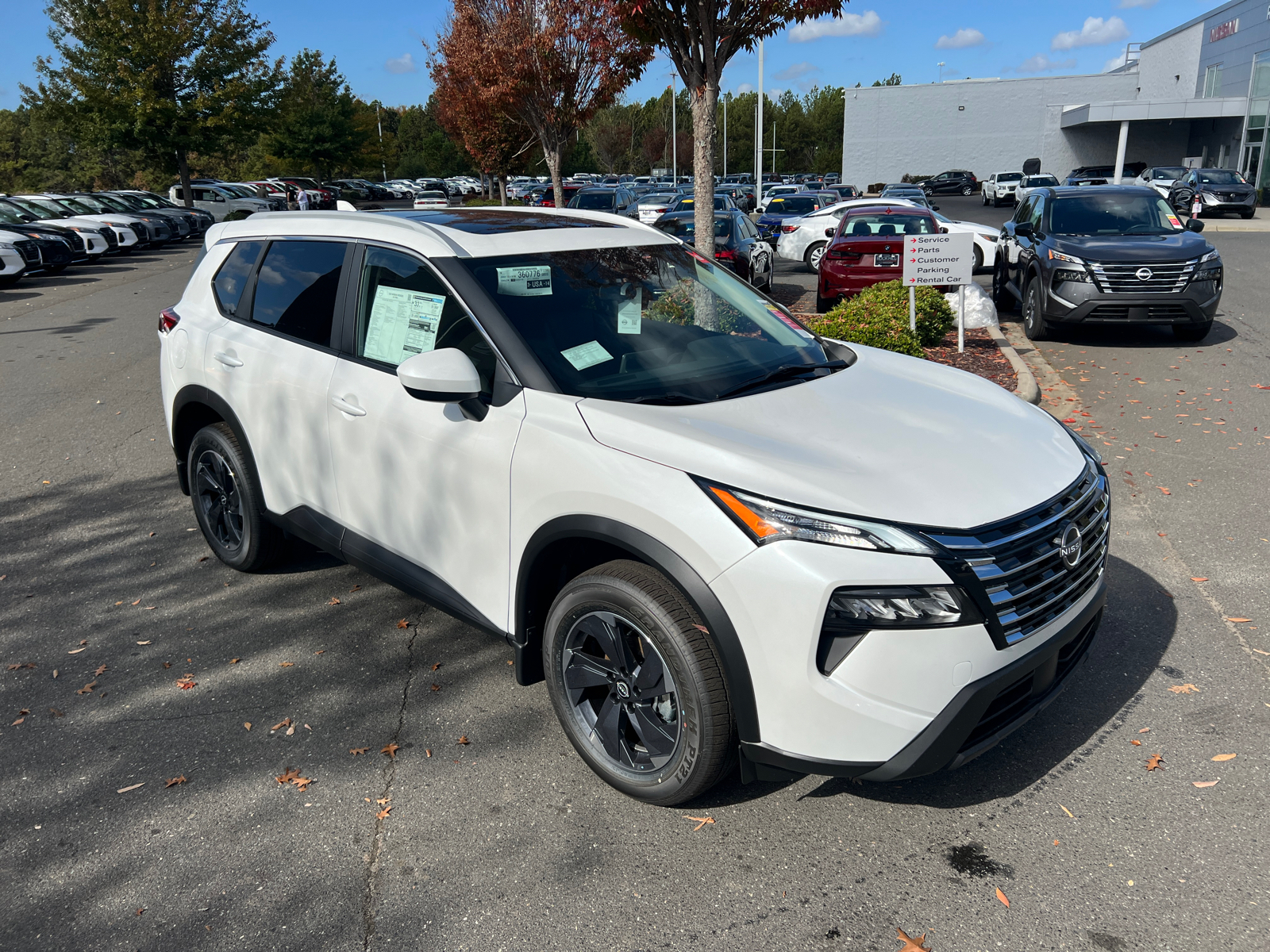 2024 Nissan Rogue SV 1