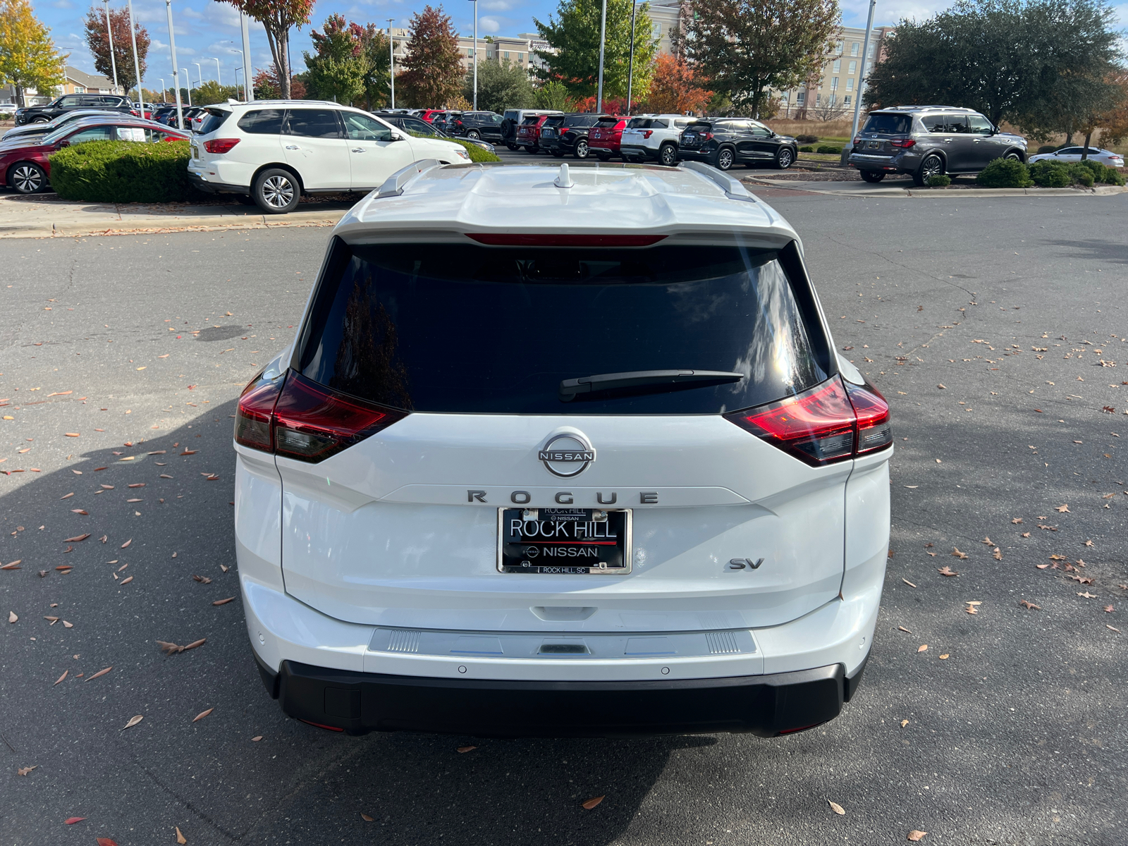 2024 Nissan Rogue SV 8