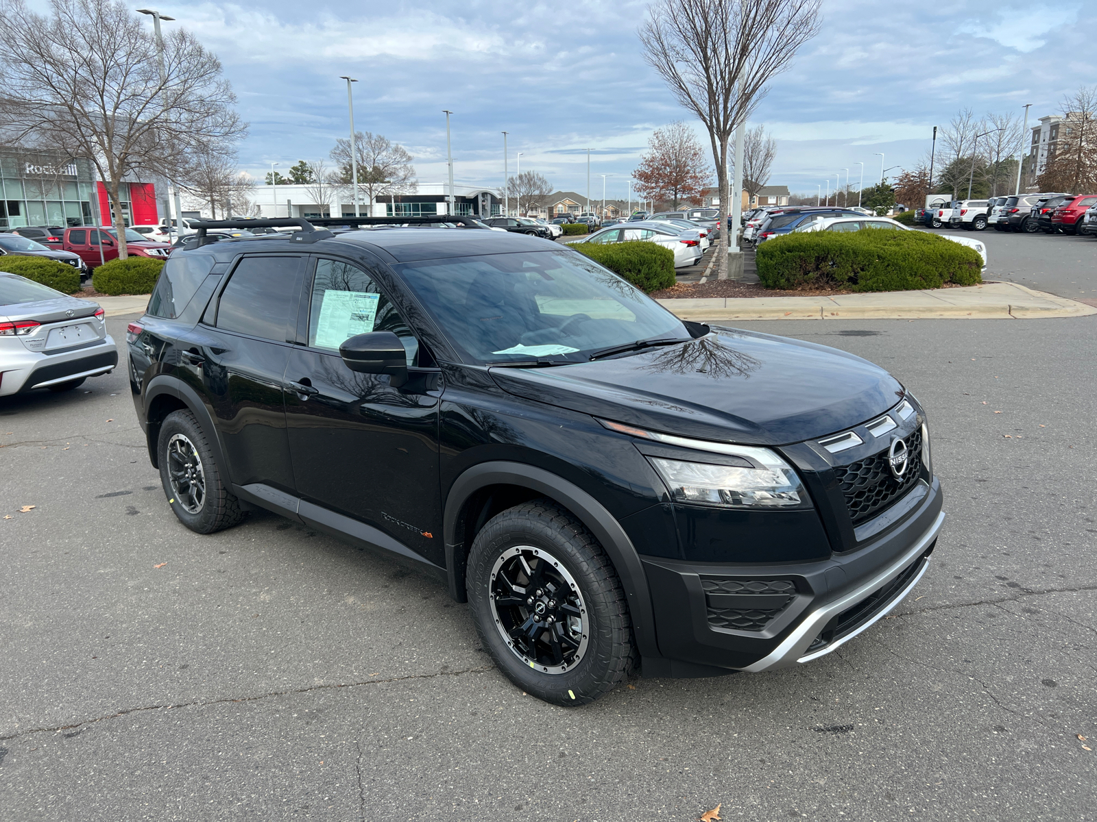 2025 Nissan Pathfinder Rock Creek 1