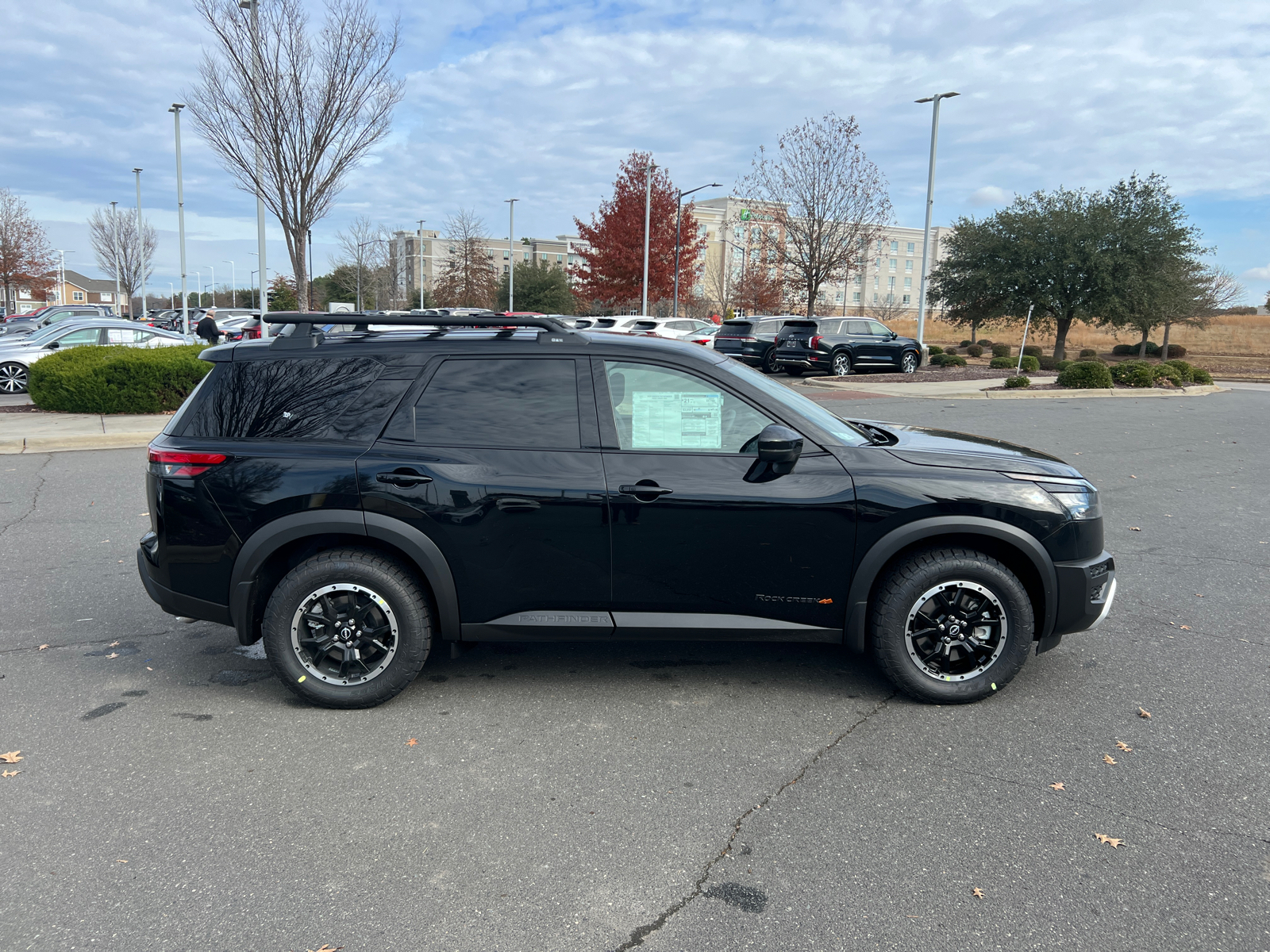 2025 Nissan Pathfinder Rock Creek 11