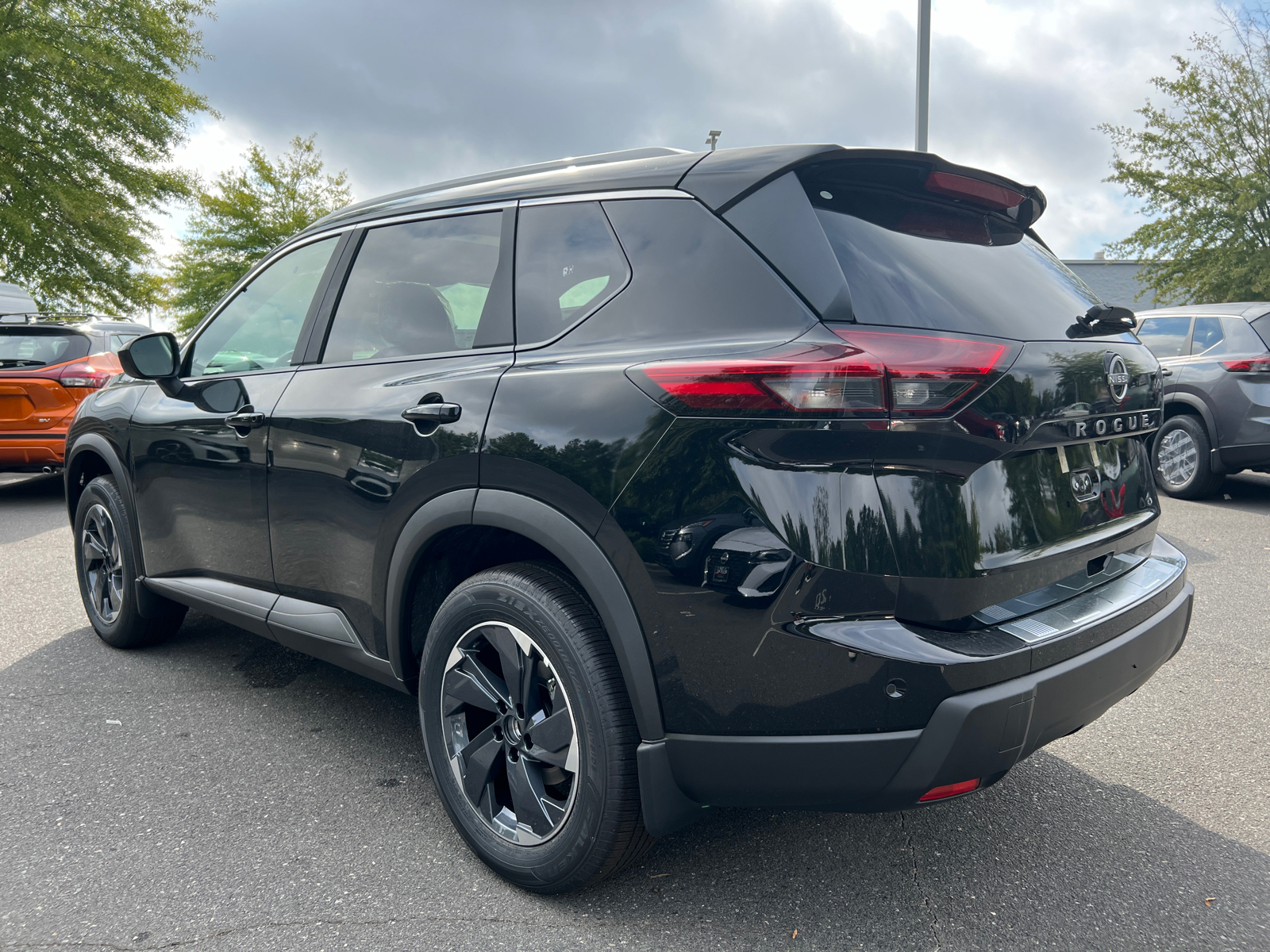 2025 Nissan Rogue SV 7