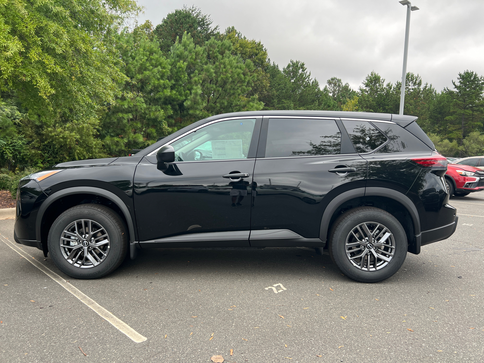 2025 Nissan Rogue S 5