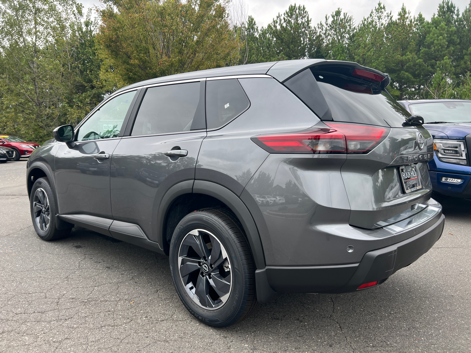 2025 Nissan Rogue SV 7