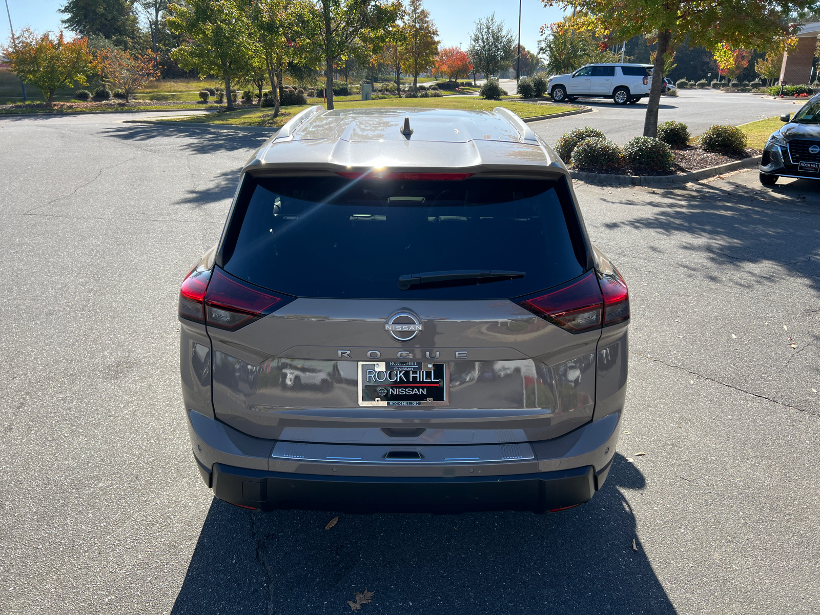 2025 Nissan Rogue SV 8