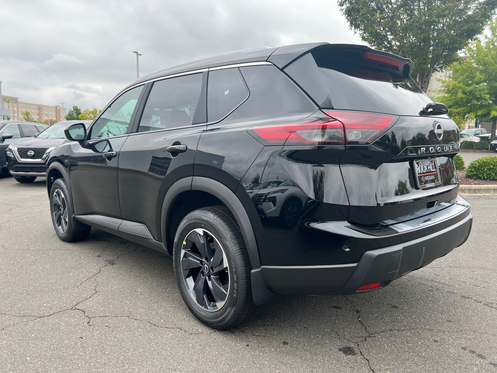 2025 Nissan Rogue SV 7