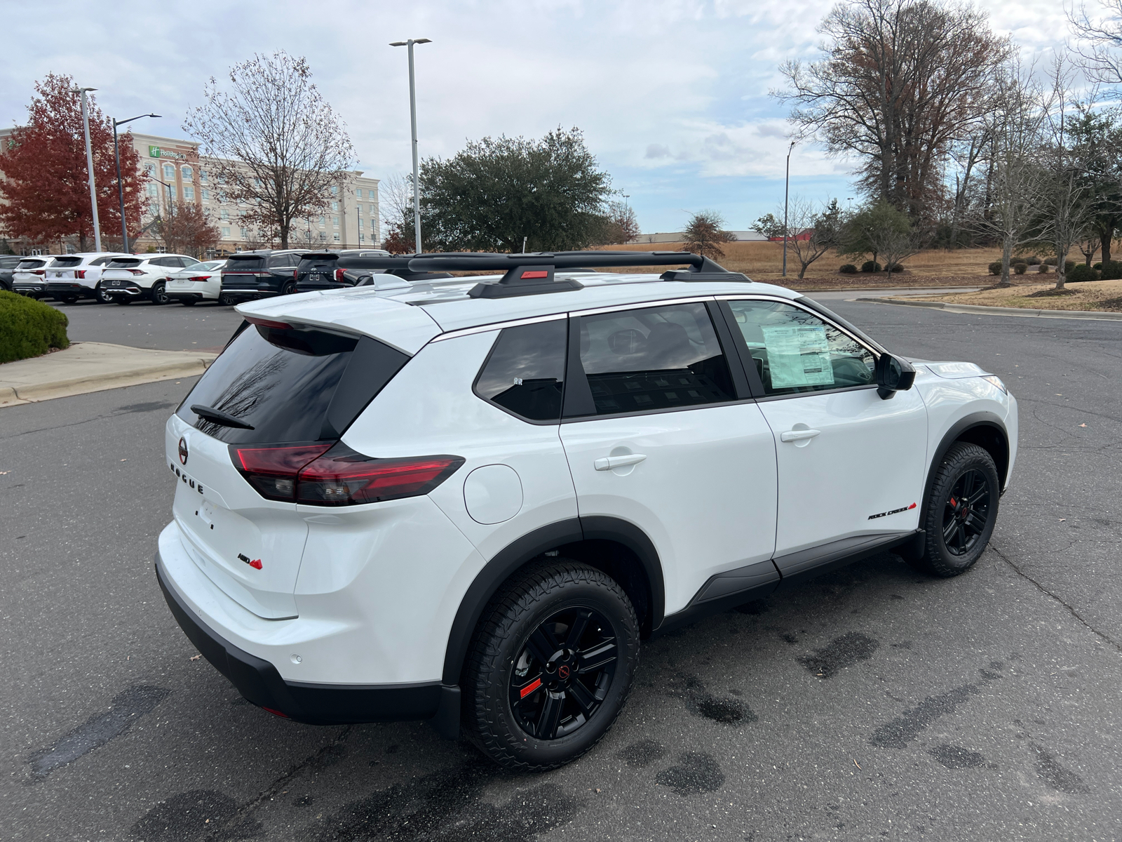 2025 Nissan Rogue Rock Creek 10